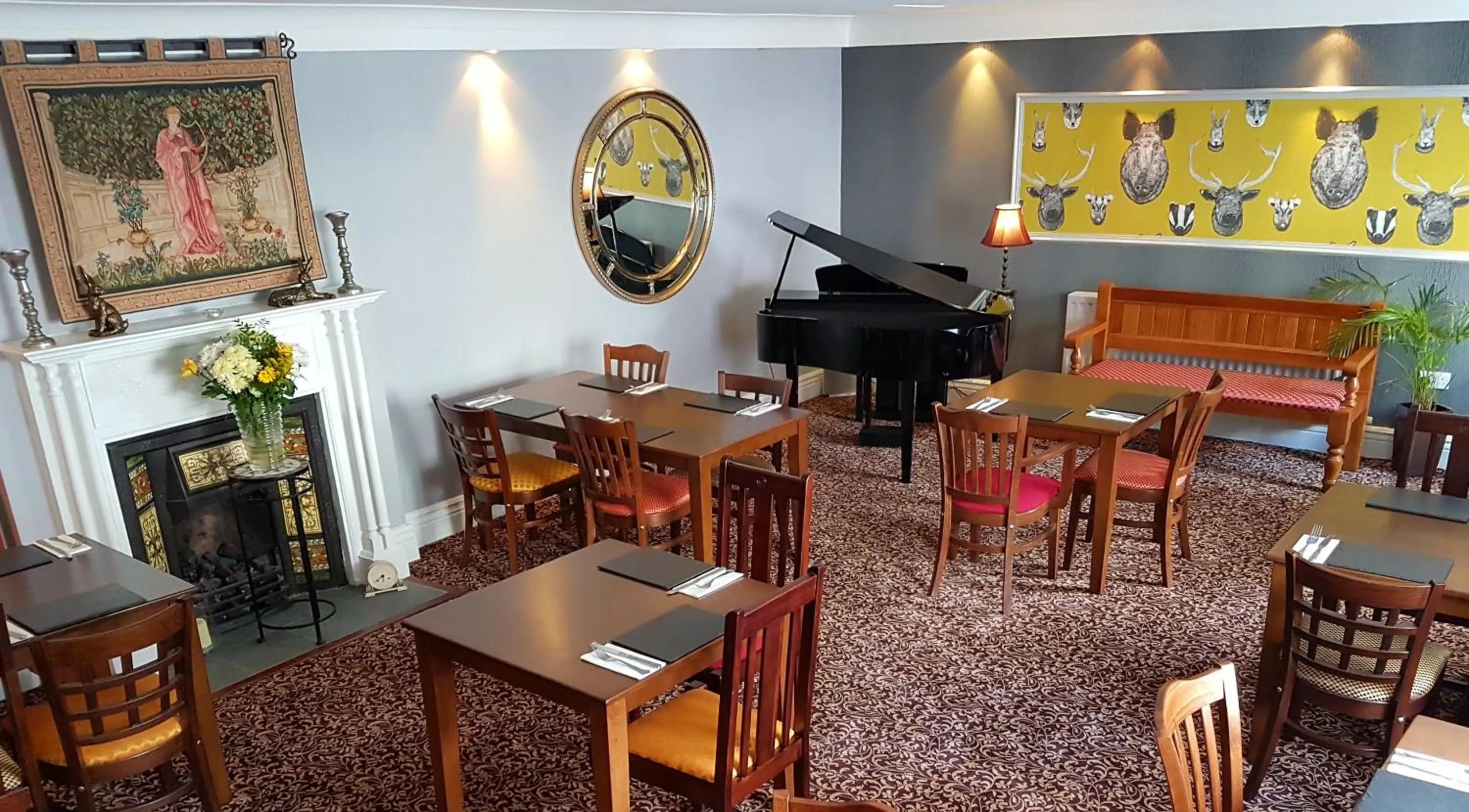 Restaurant/places to eat in Dunster Castle Hotel