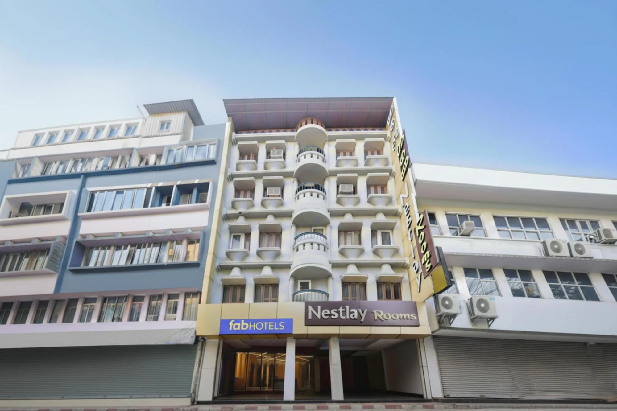 Property building in FabHotel Nestlay Rooms High Court