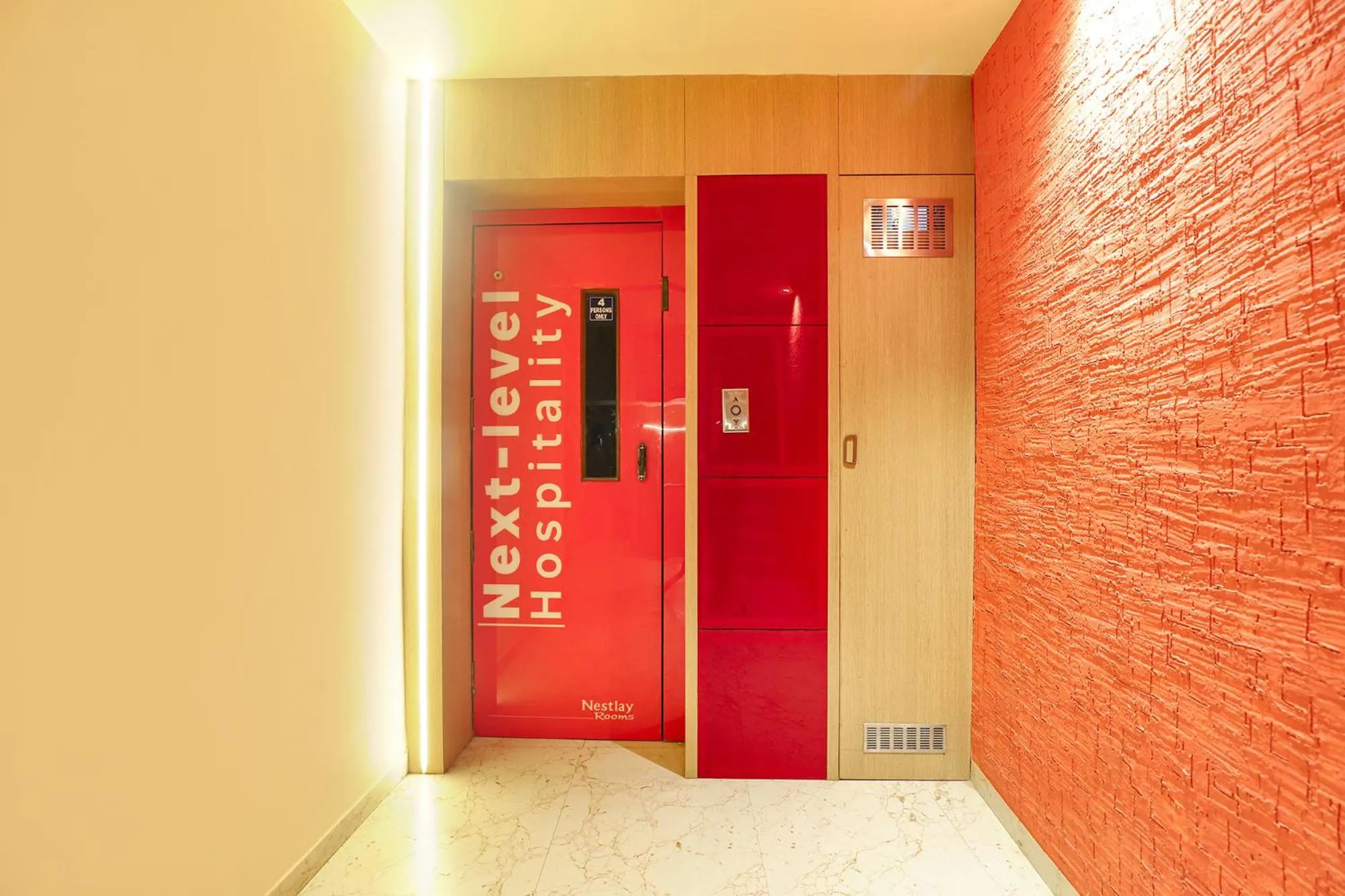 Lobby or reception in FabHotel Nestlay Rooms High Court