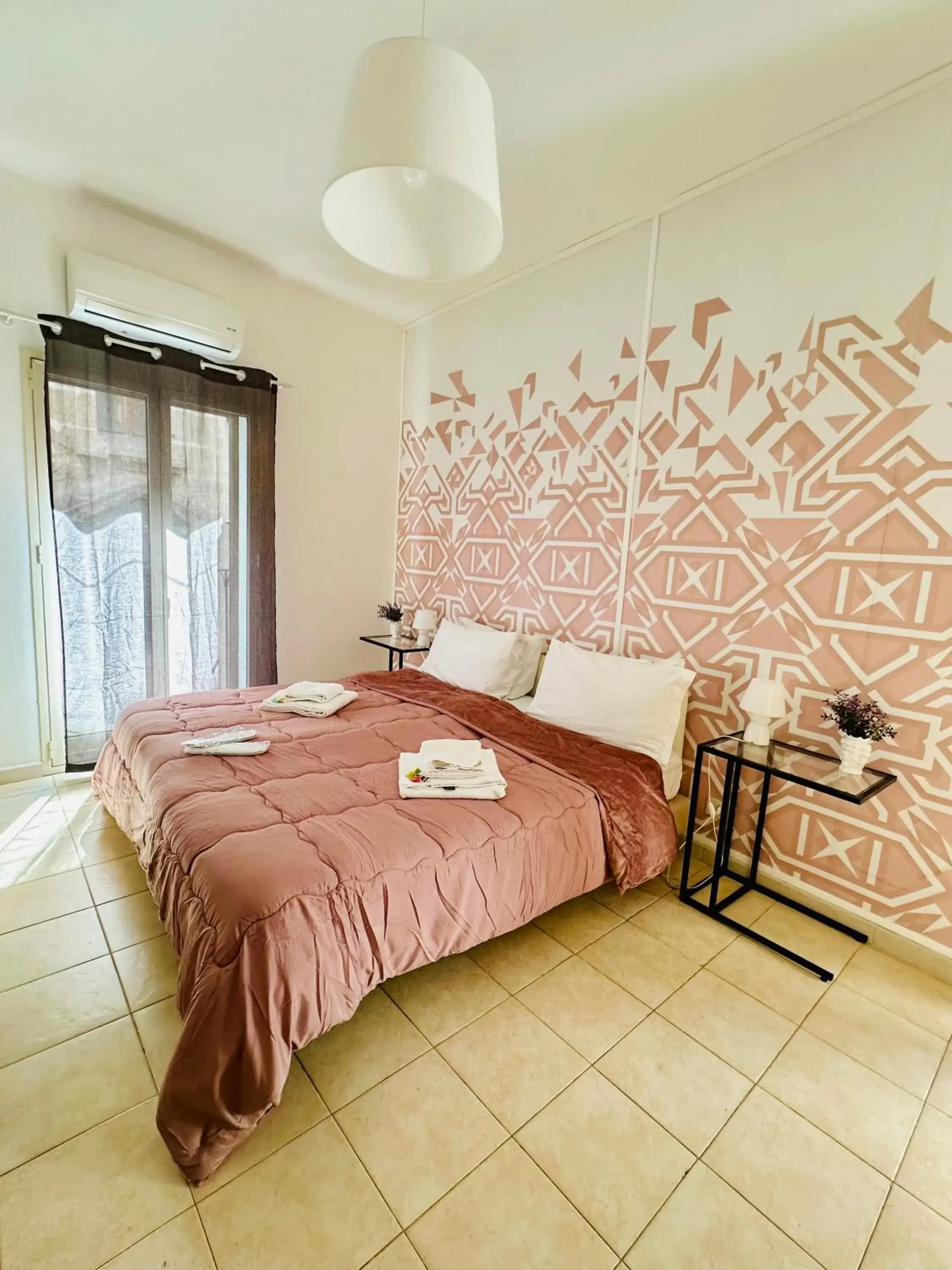 Double or Twin Room with Bathroom - single occupancy in Casa Lilla Double or Twin Room with Bathroom - single occupancy in Casa Lilla