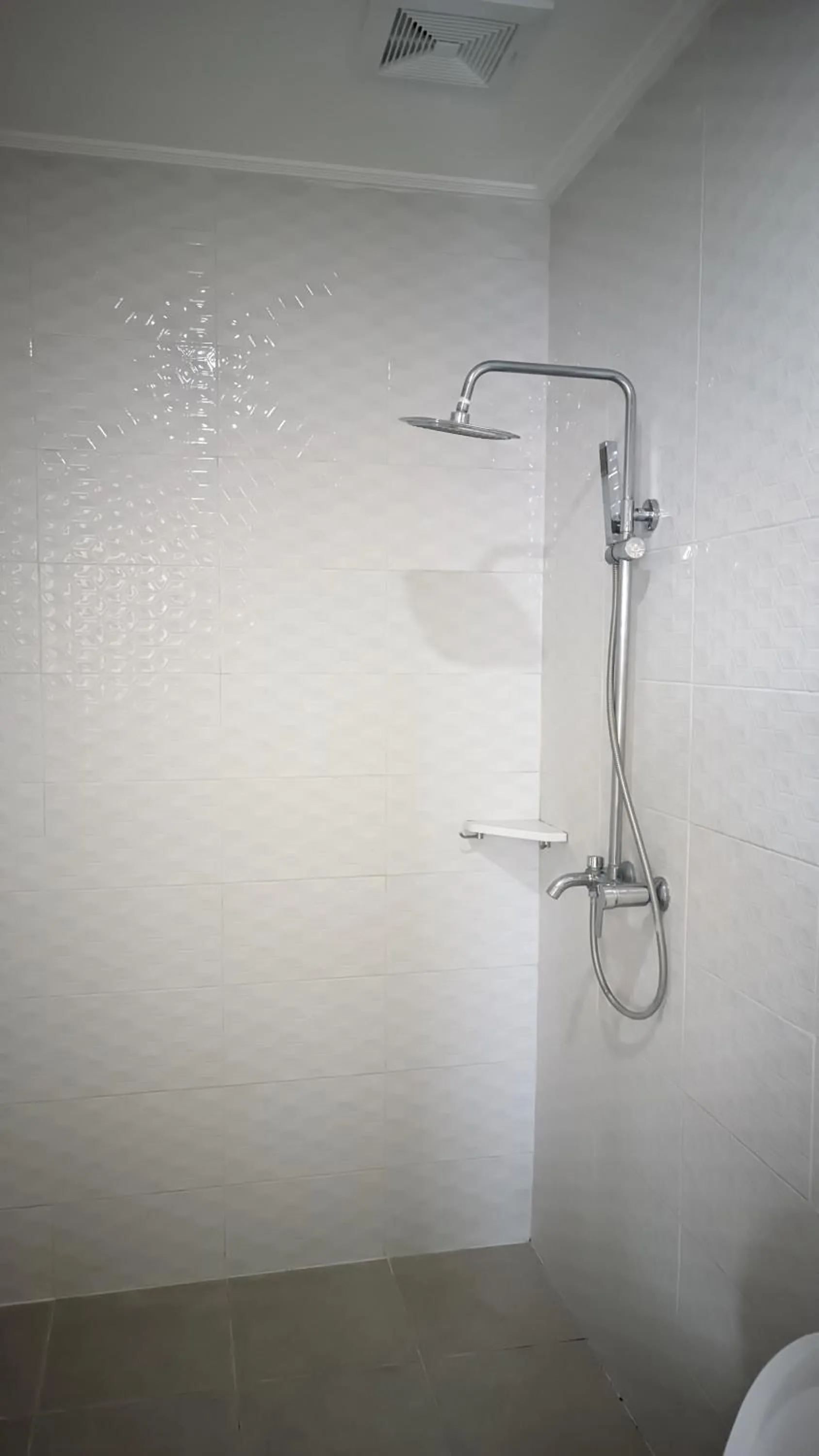 Shower in Sujiwa Ubud Hotel & Villa