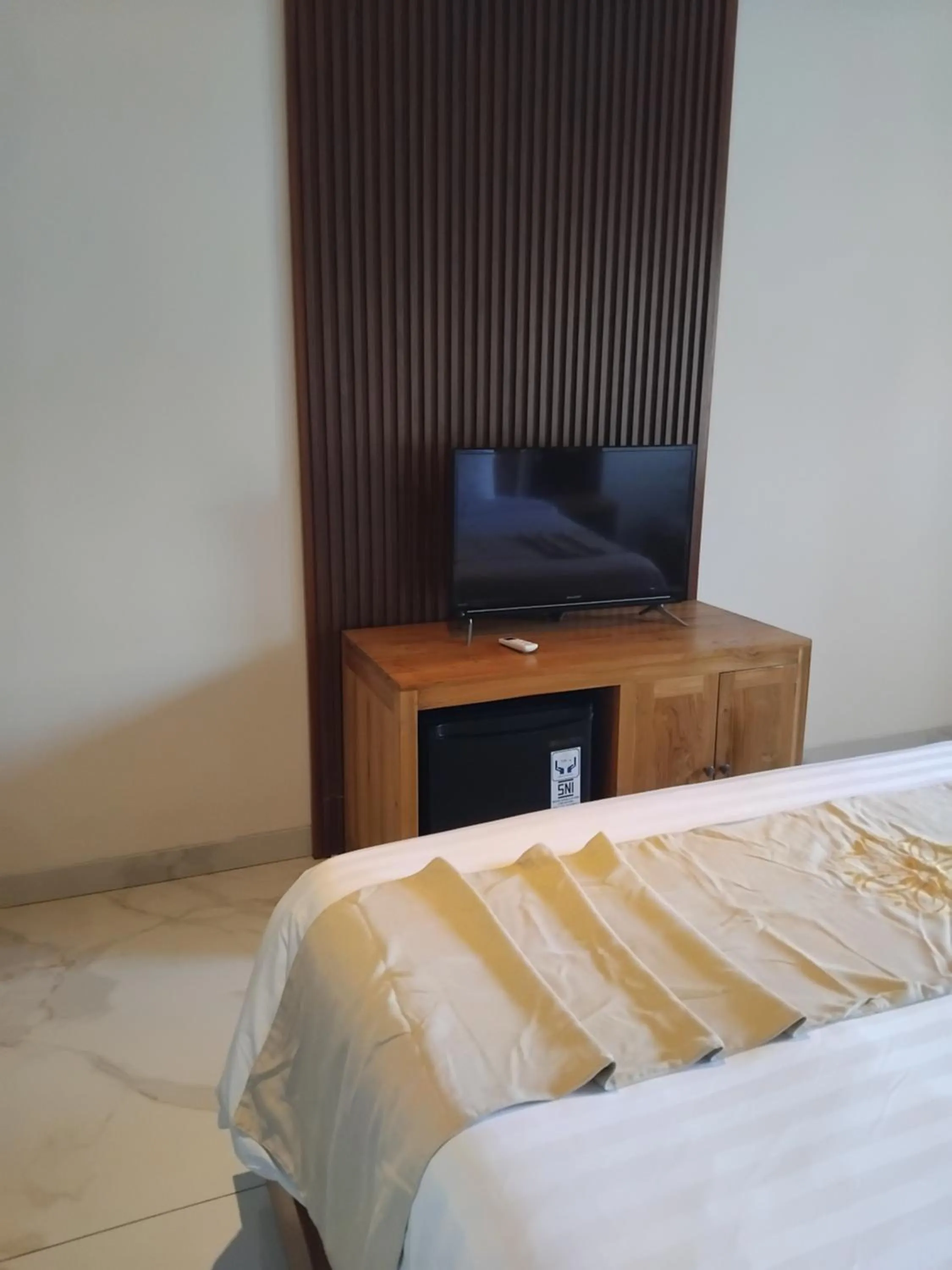 TV and multimedia, Bed in Sujiwa Ubud Hotel & Villa