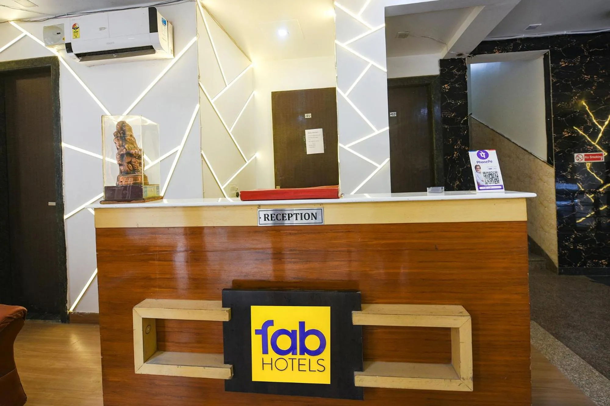 Lobby or reception in Via Moon Light