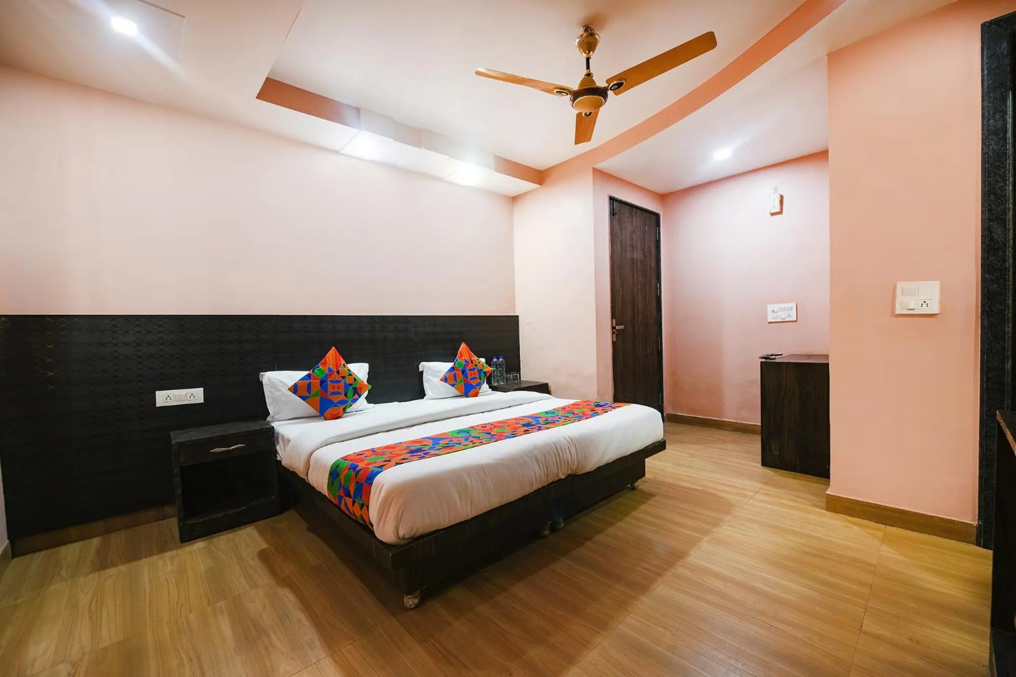 Bed in Via Moon Light Near Yashobhoomi Convention Centre