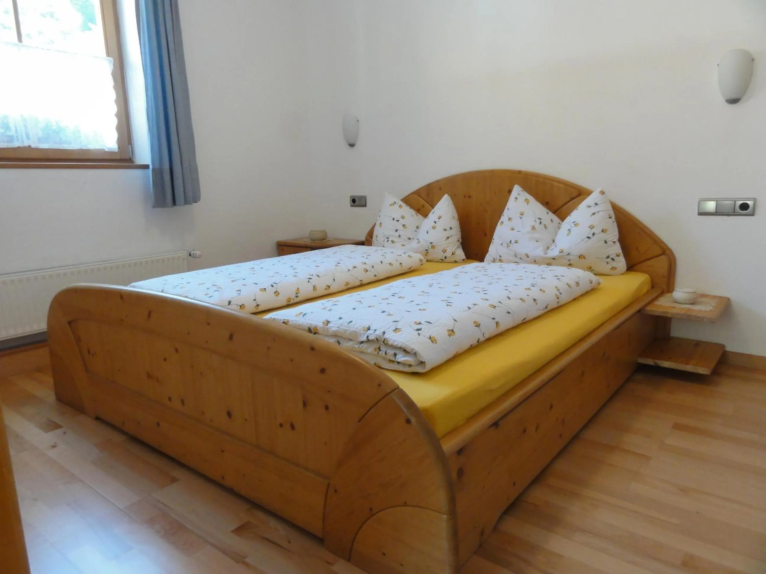 Bedroom, Bed in Ferienwohnungen Koflerhof