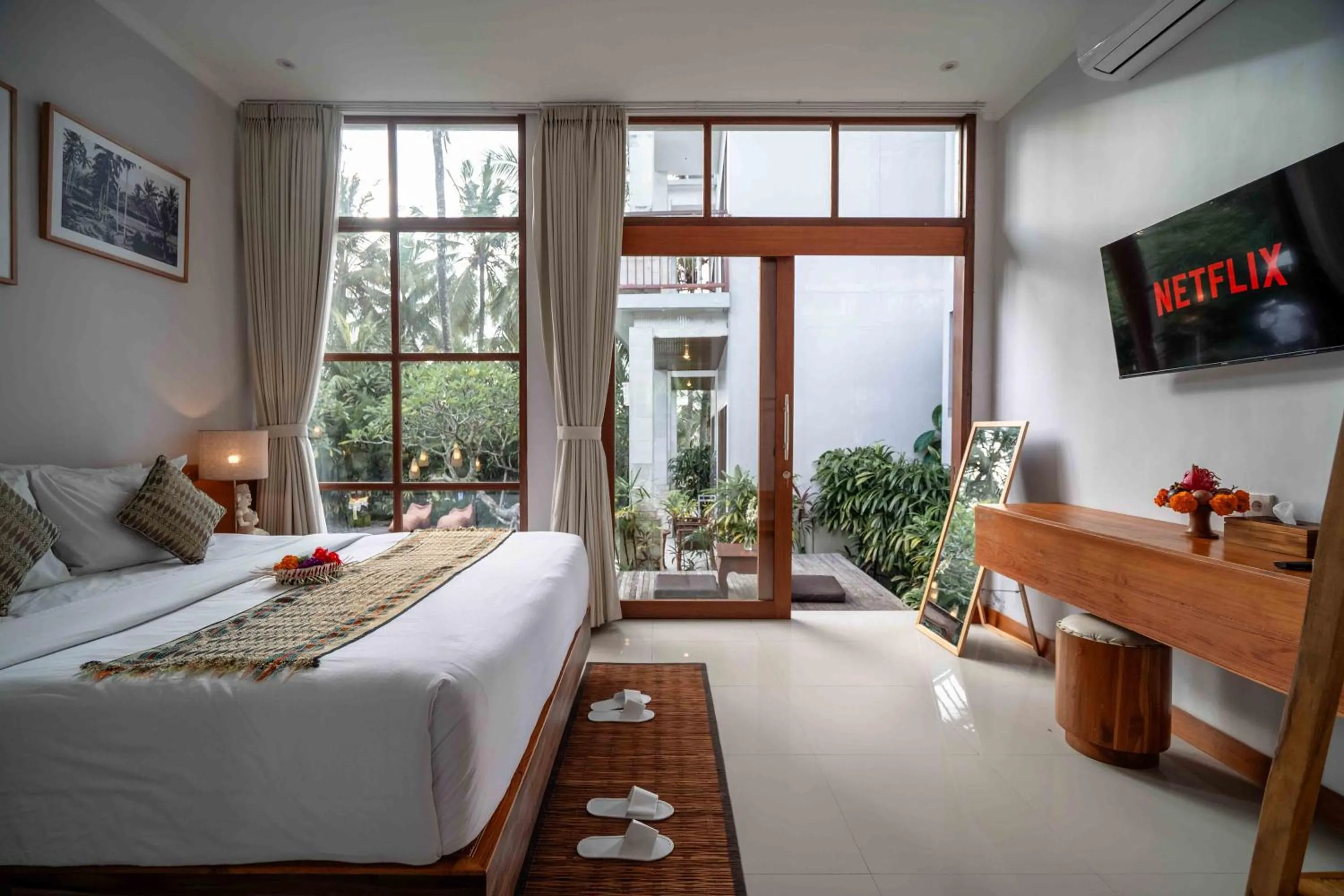 Bed in Suarsena Bisma Ubud