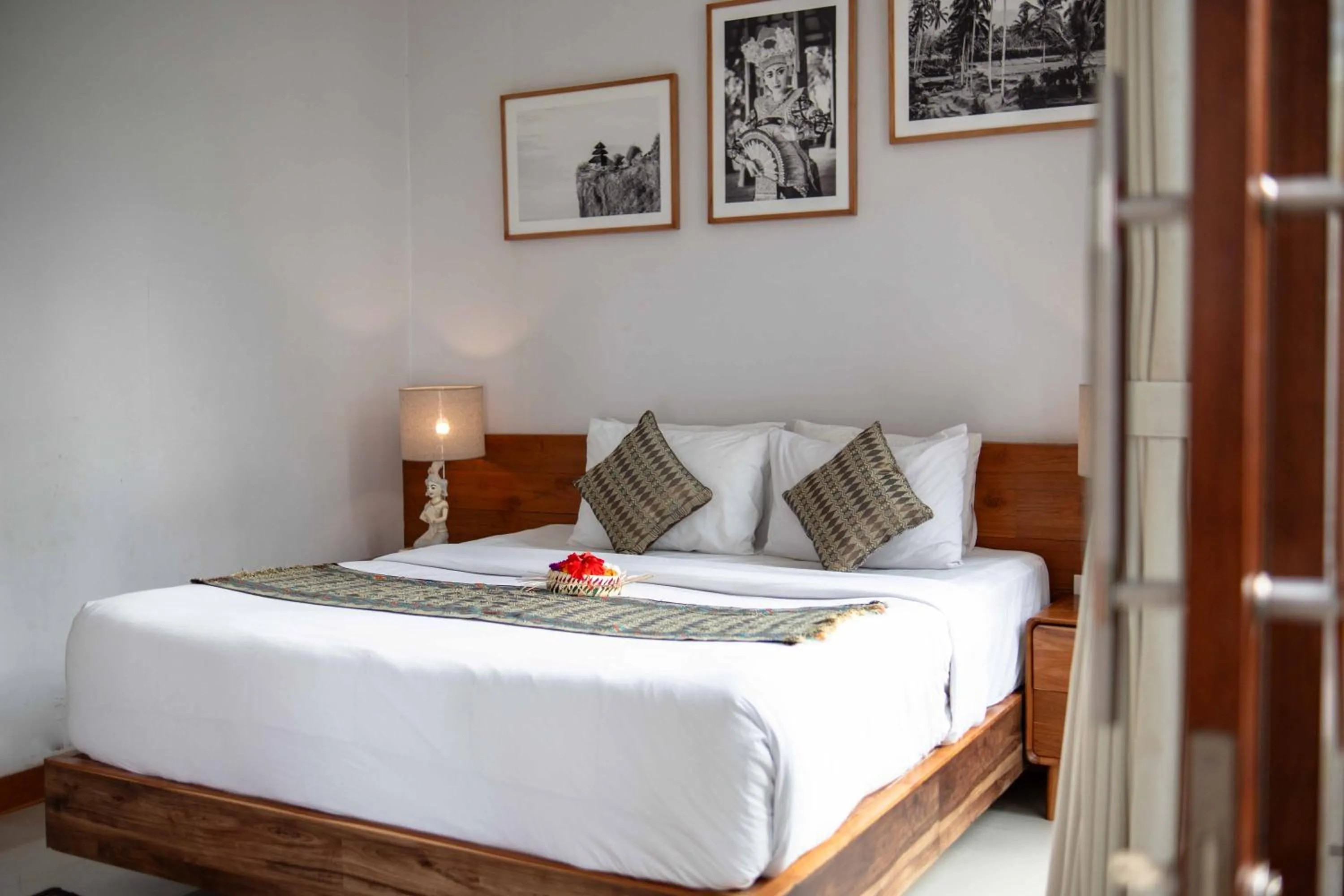 Bed in Suarsena Bisma Ubud