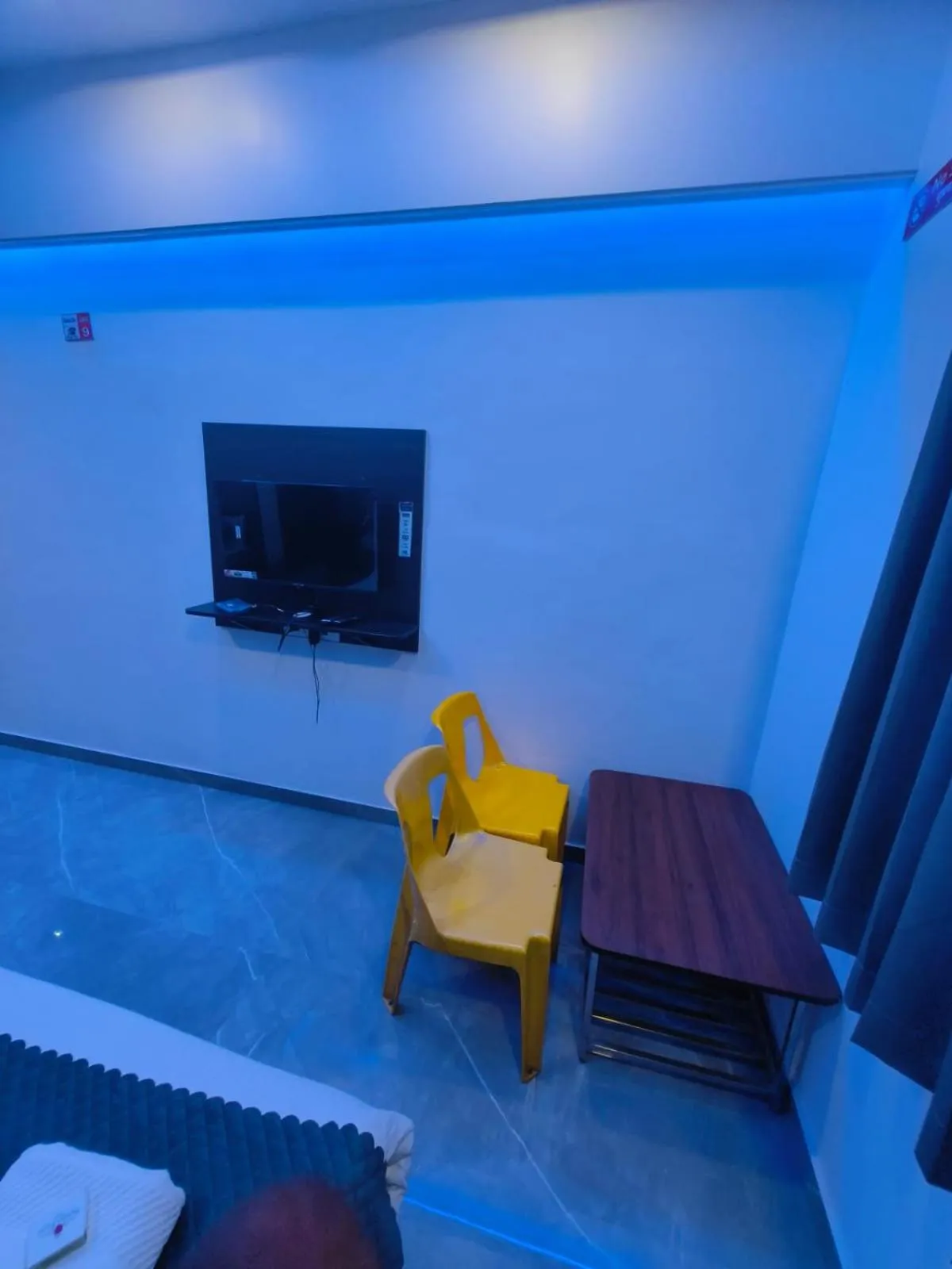 Seating area in Hotel President Palace, Akkalkot