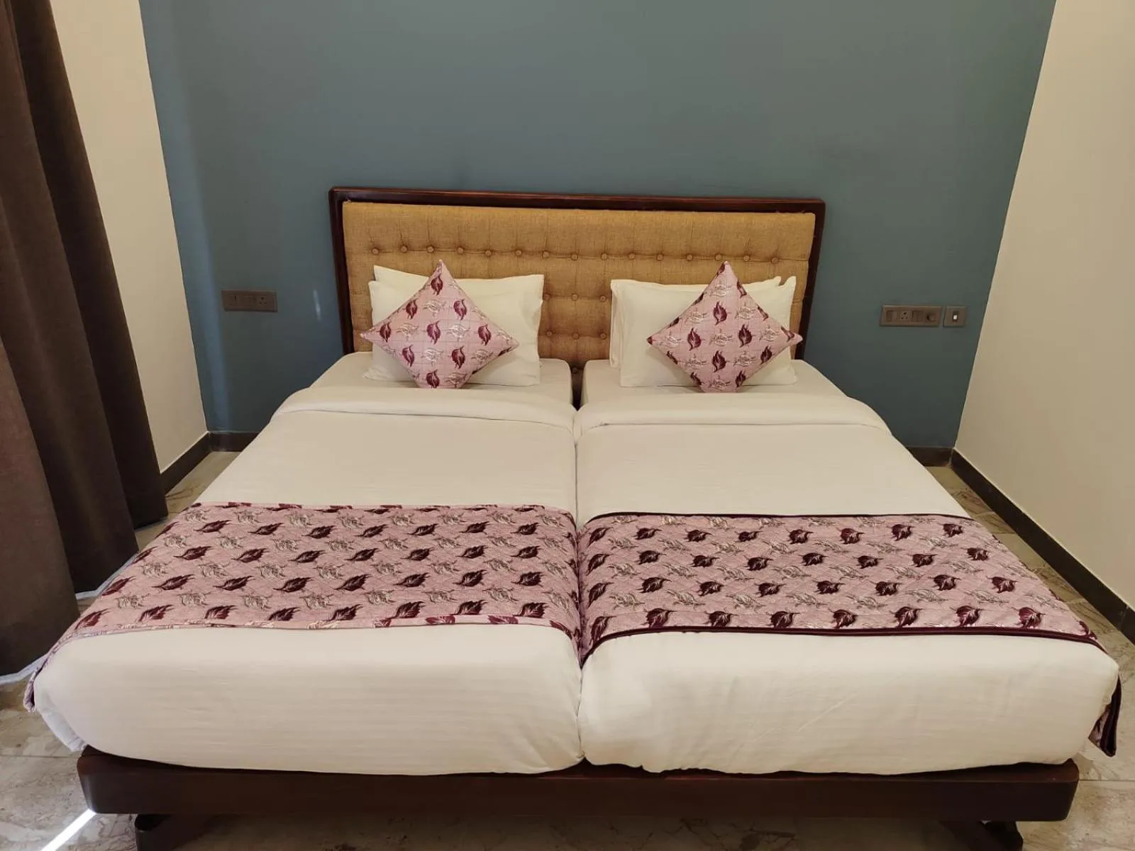 Bed in Ginger Jaipur, Ajmer Road