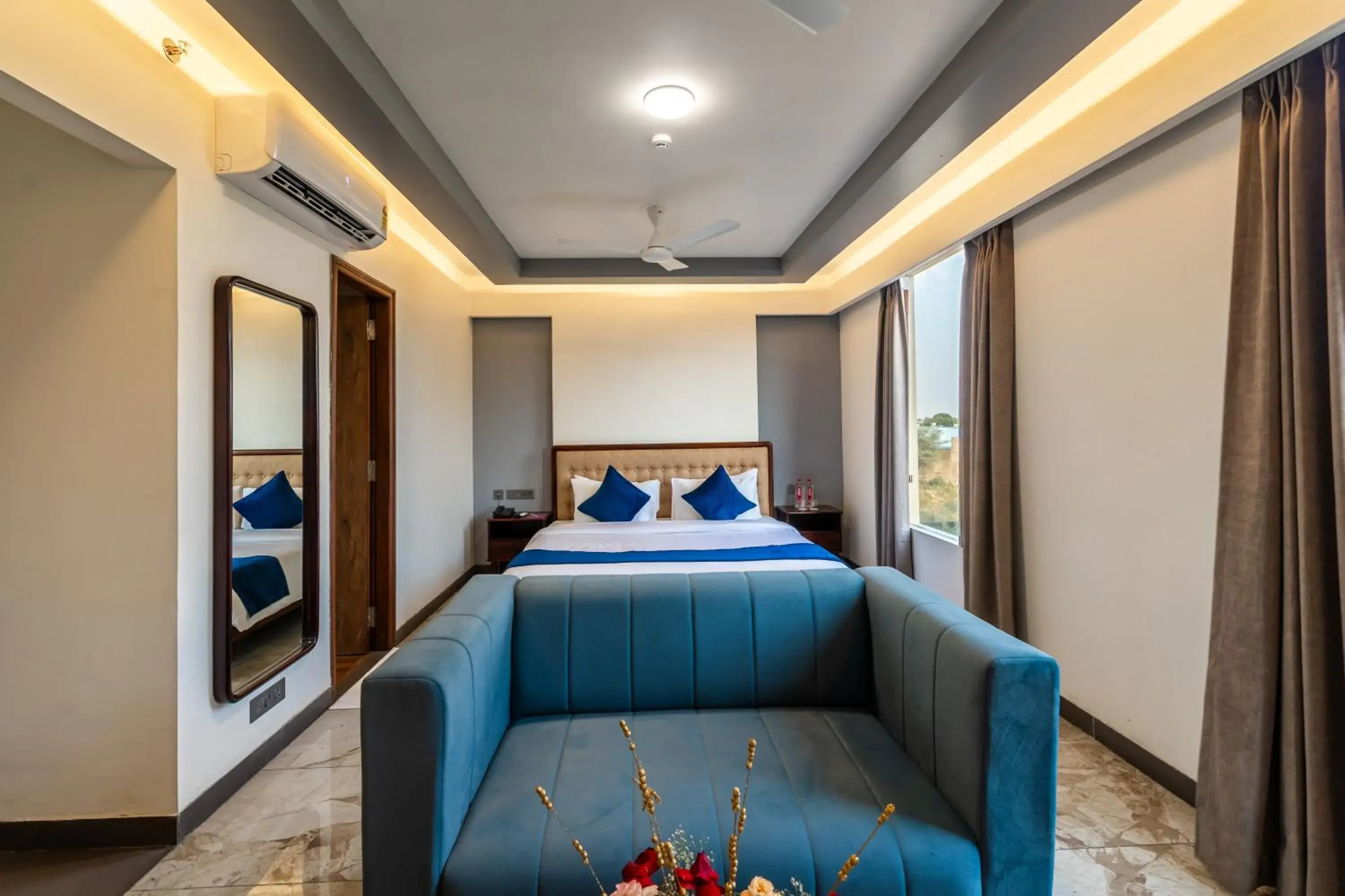 Bedroom, Bed in Clarks Inn Suites Jaipur Bedroom, Bed in Clarks Inn Suites Jaipur