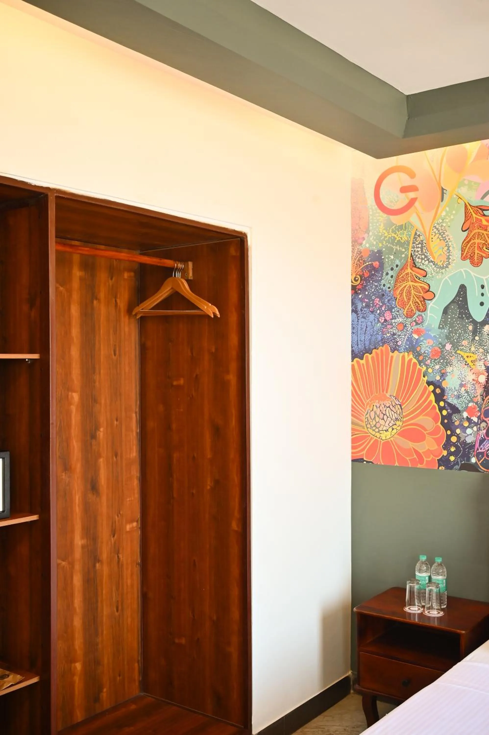 wardrobe in Ginger Jaipur, Ajmer Road