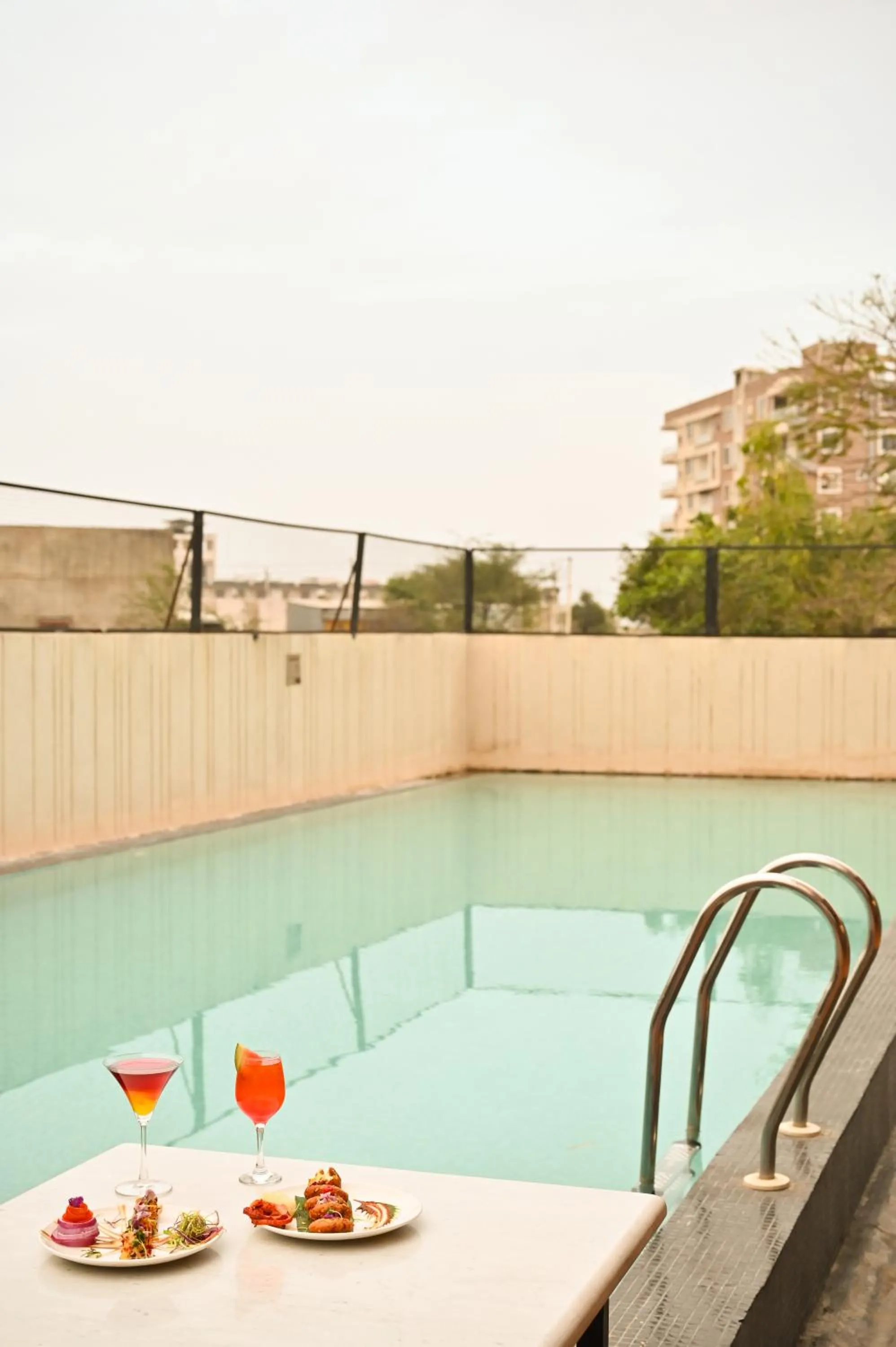 Swimming pool in Ginger Jaipur, Ajmer Road