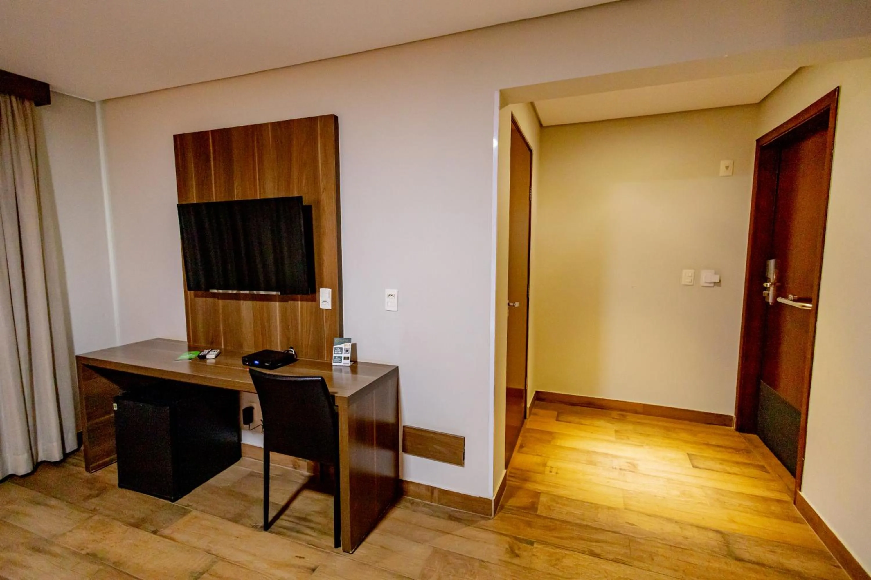 Padom Business Hotel