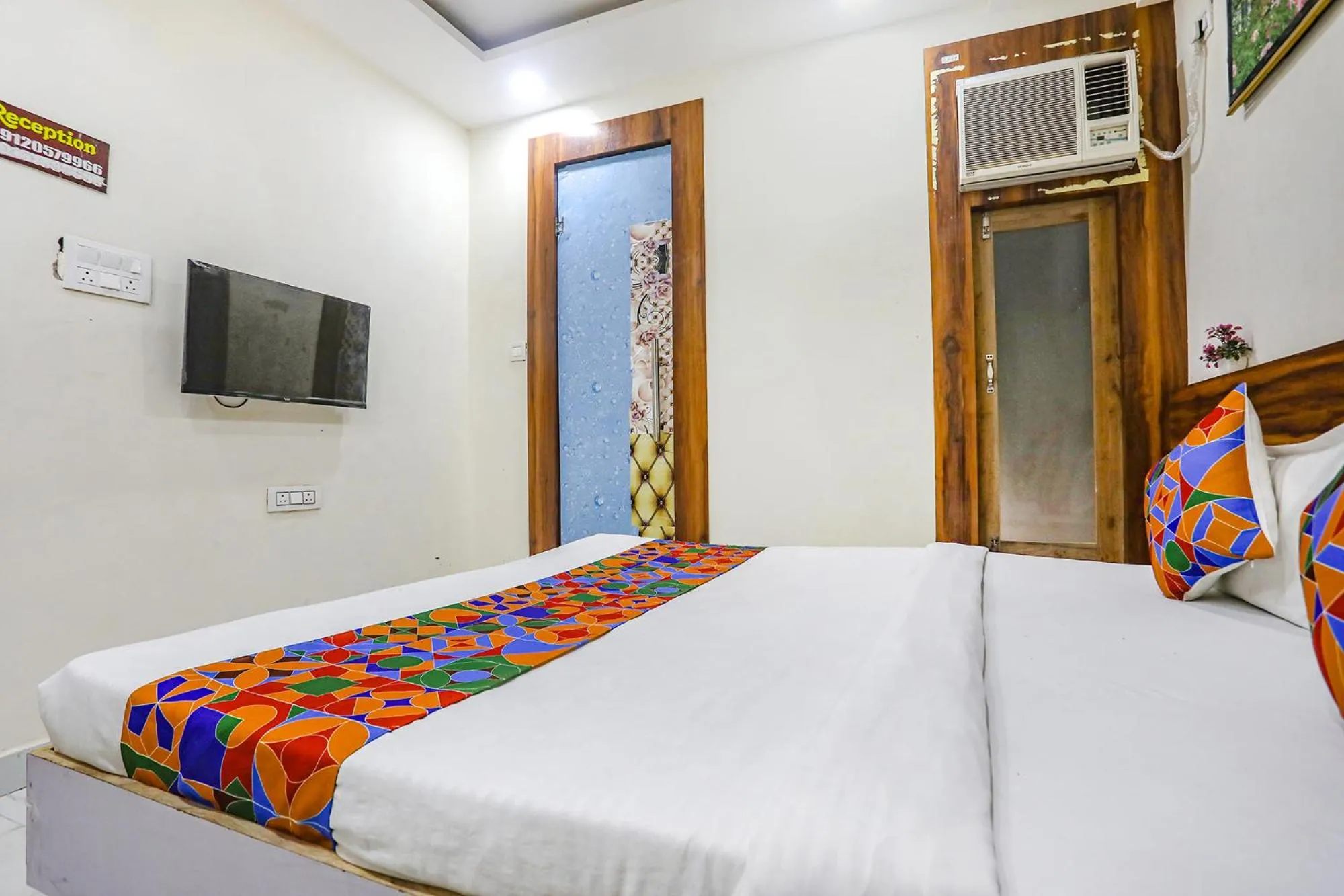 Bed in FabHotel Imperail House