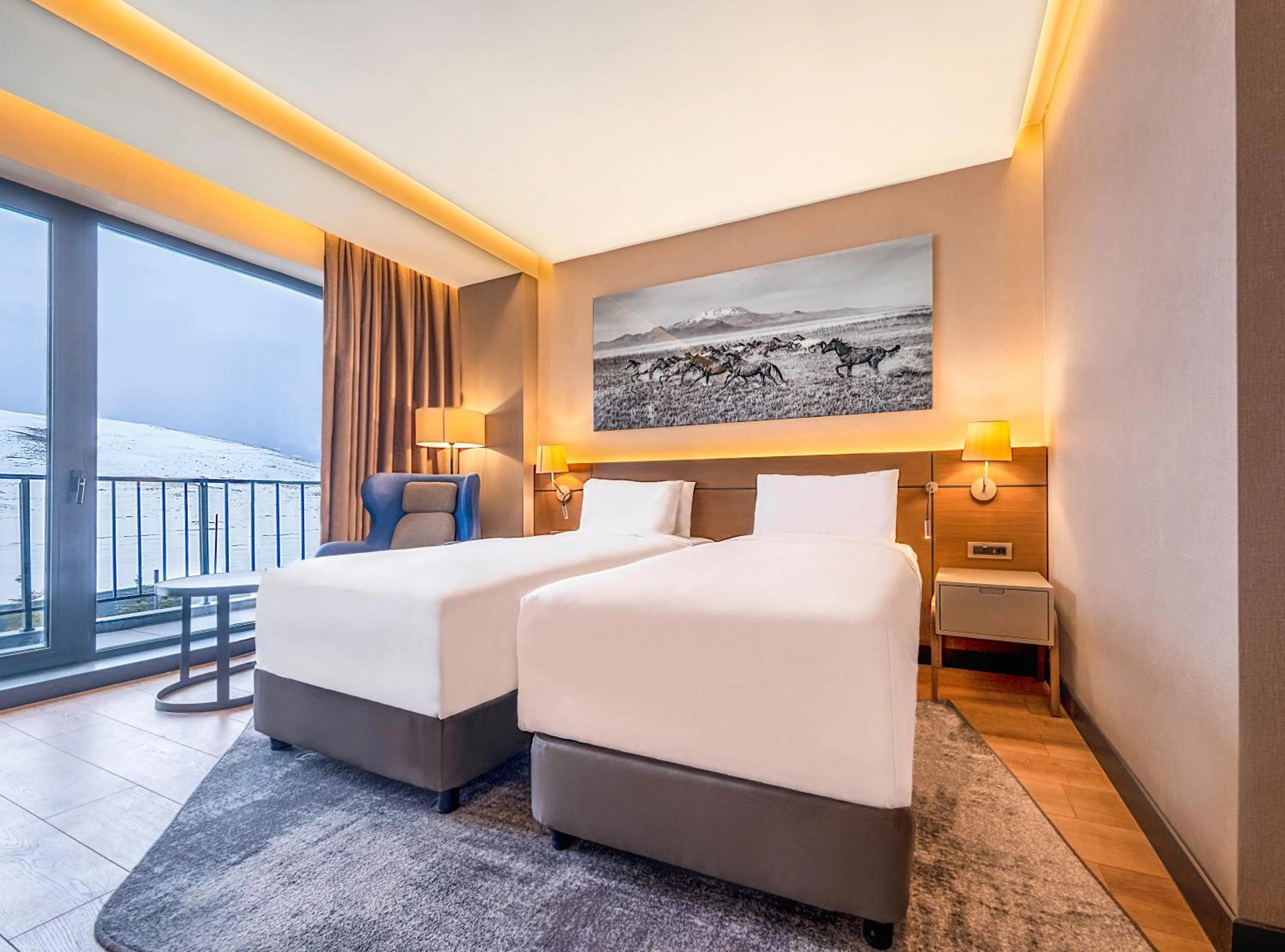 Photo of the whole room, Bed in Sky Hotel Erciyes, a member of Radisson Individuals