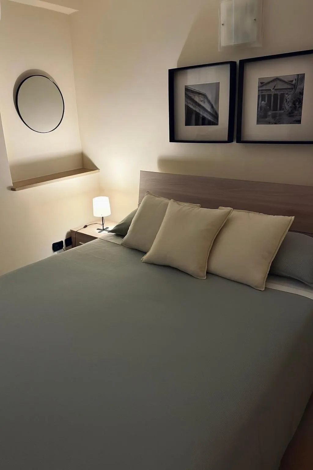 Bed in La Chiostrina al Vaticano