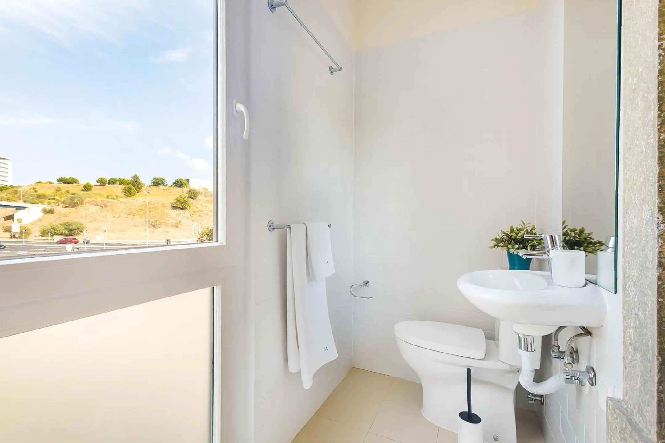 Bathroom in Metropolitan Living Lisbon - Campolide