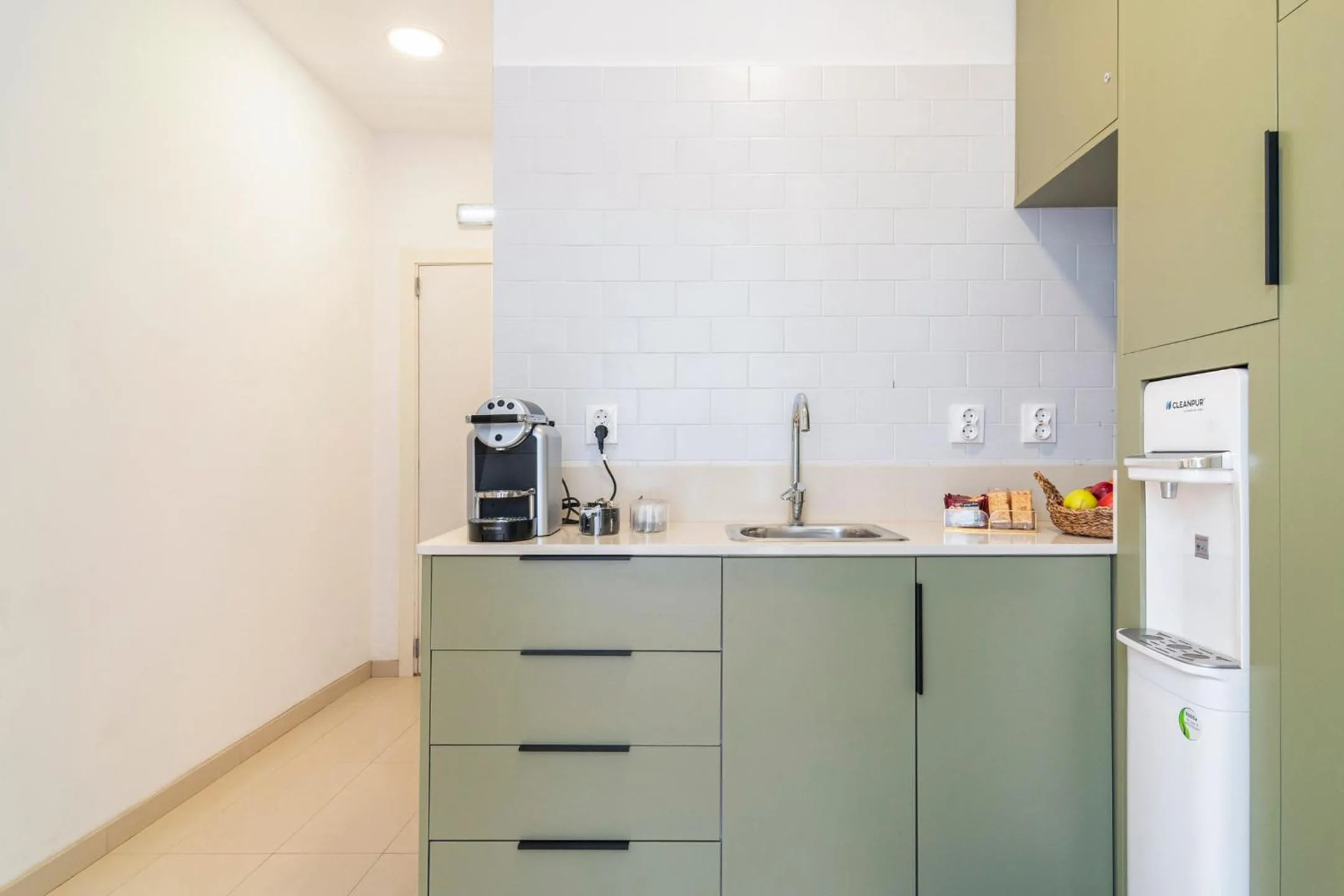 Coffee/tea facilities in Metropolitan Living Lisbon - Campolide