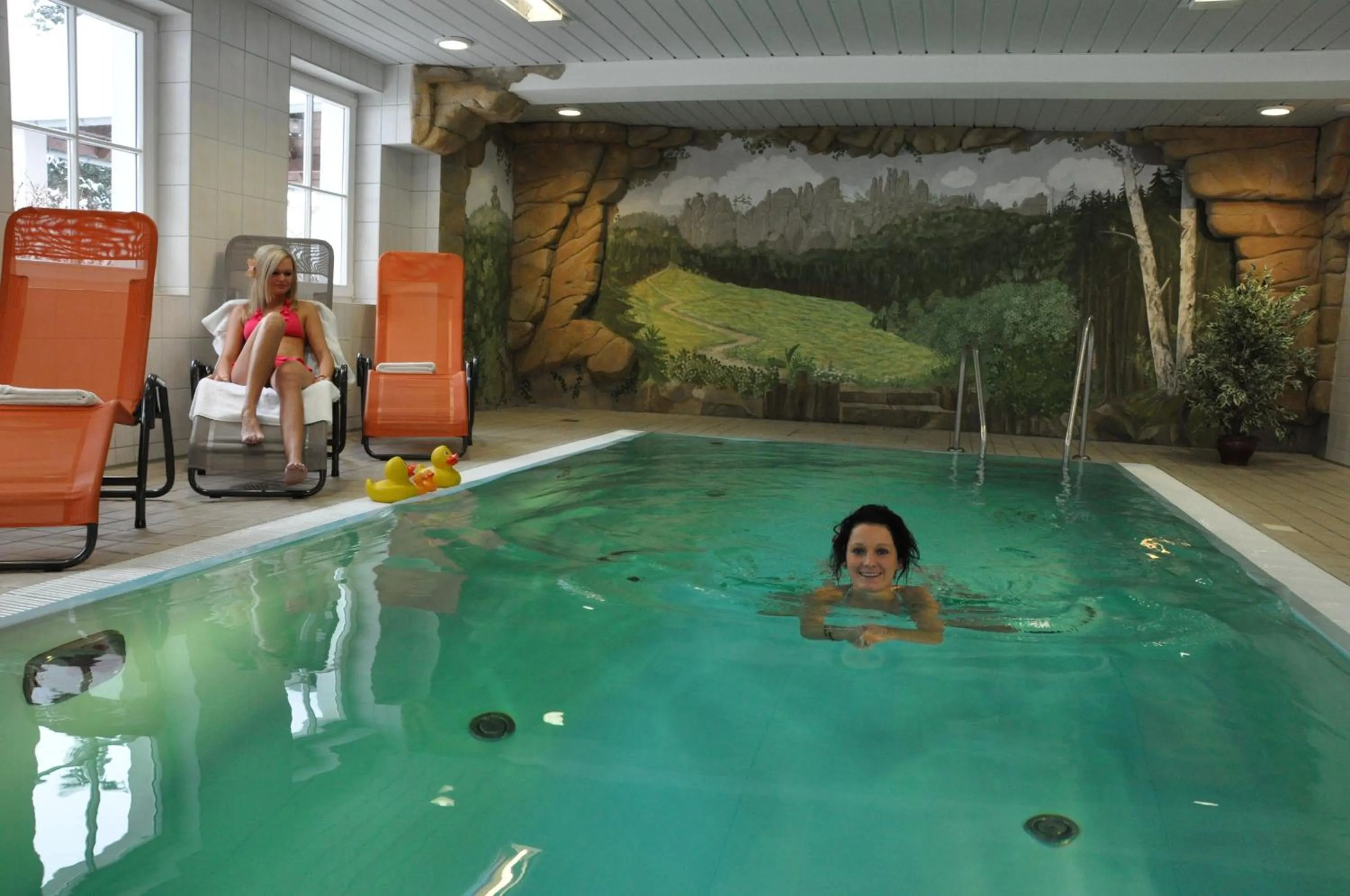 Swimming pool in Hotel Gondelfahrt