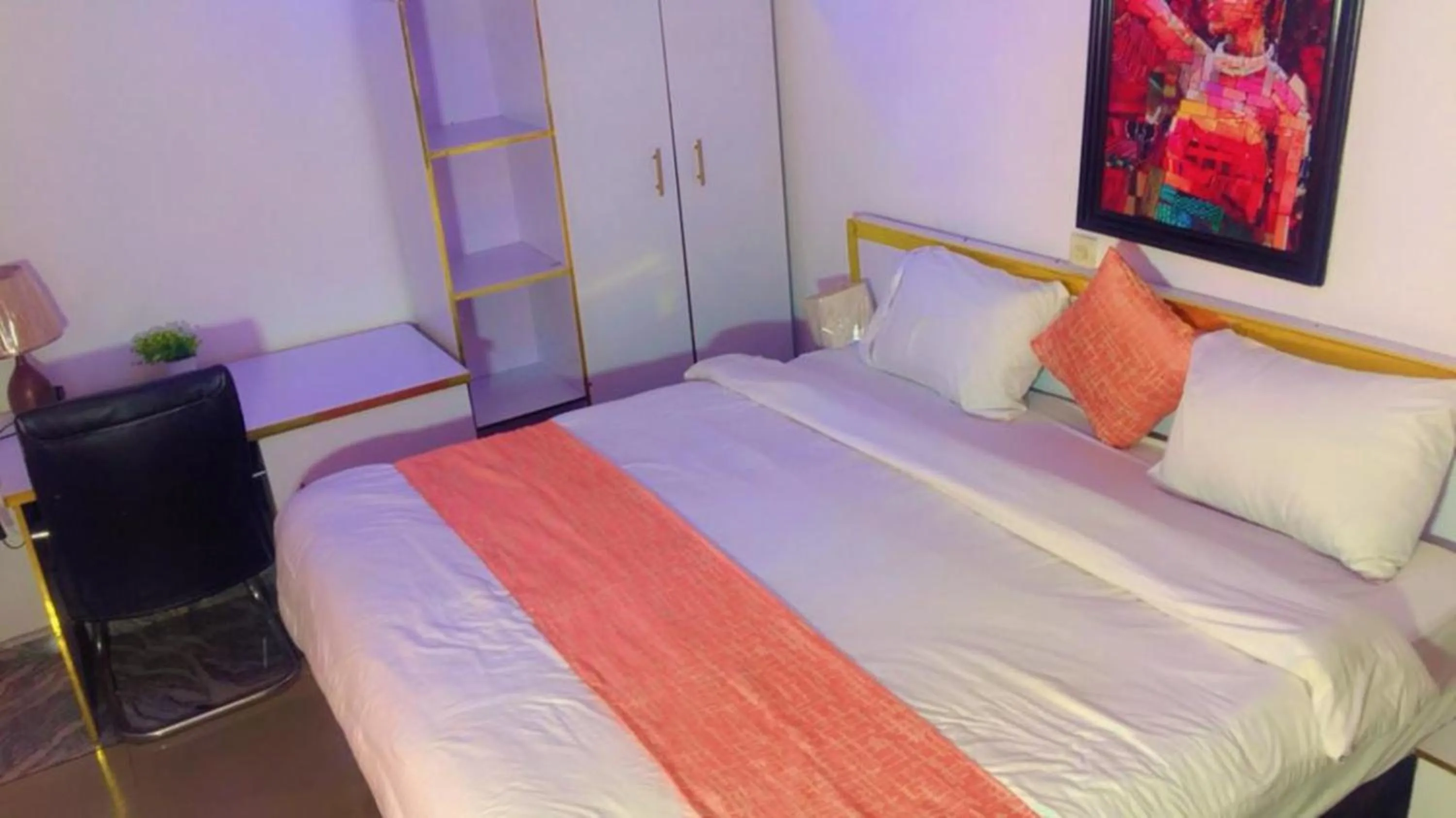Bed in Autograph Apartment