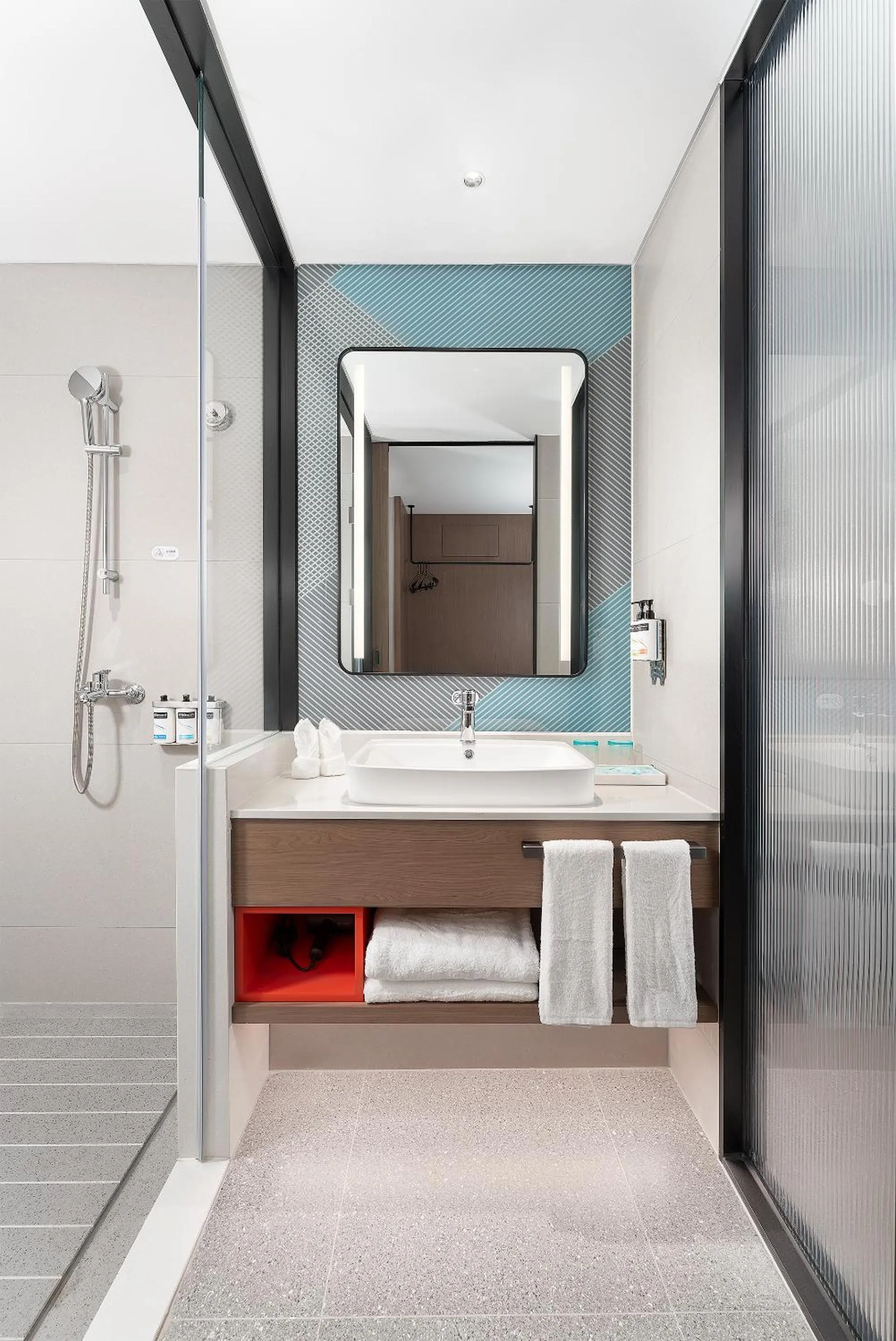 Bathroom in Holiday Inn Express Kunming Economic Dev Zone by IHG