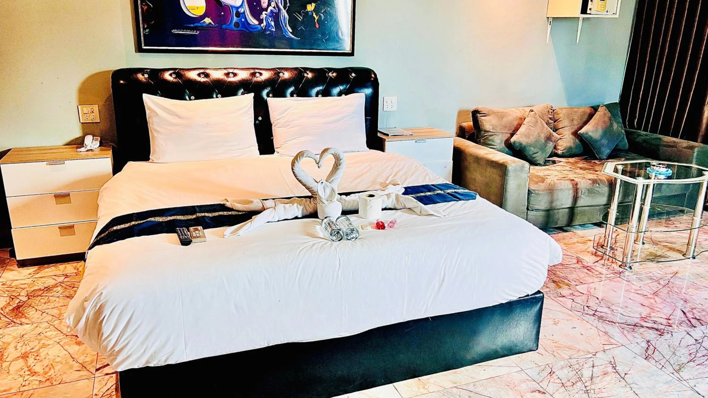 Bed in Koenig Hotel Pattaya