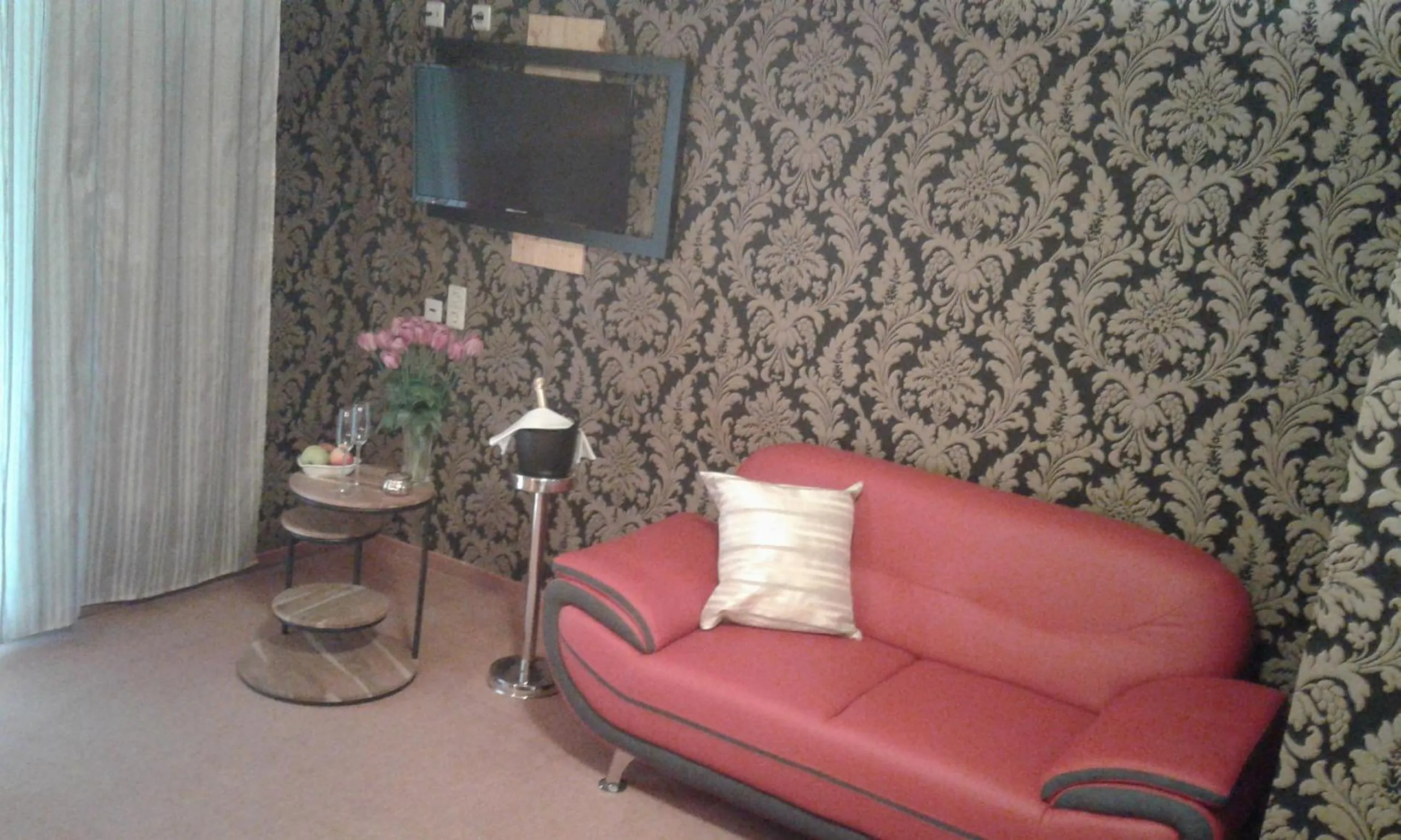 Photo of the whole room in LiebesNesterl Bergwirt - Boutique Hotel