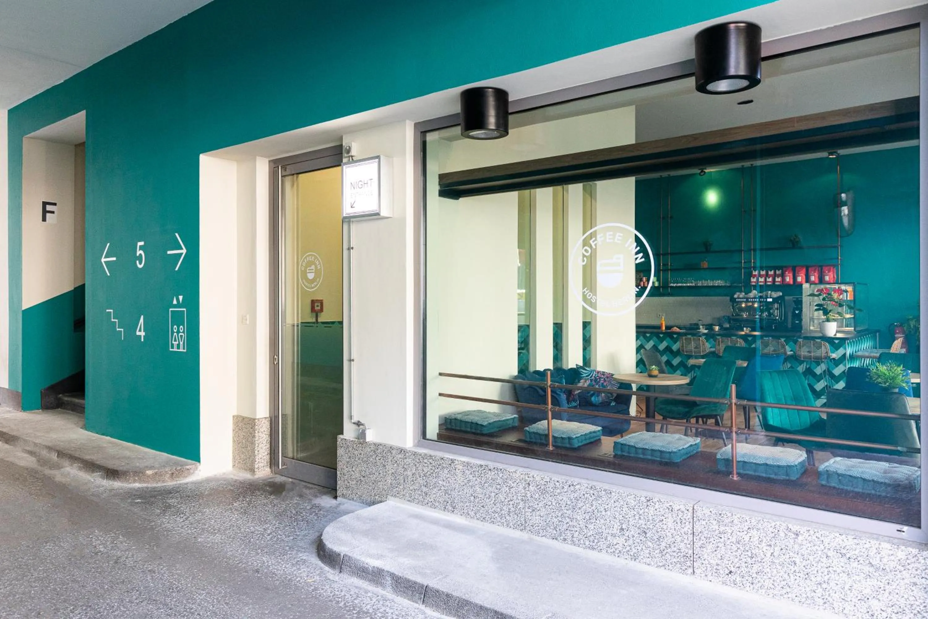 Property building in Coffee Inn Hostel Berlin