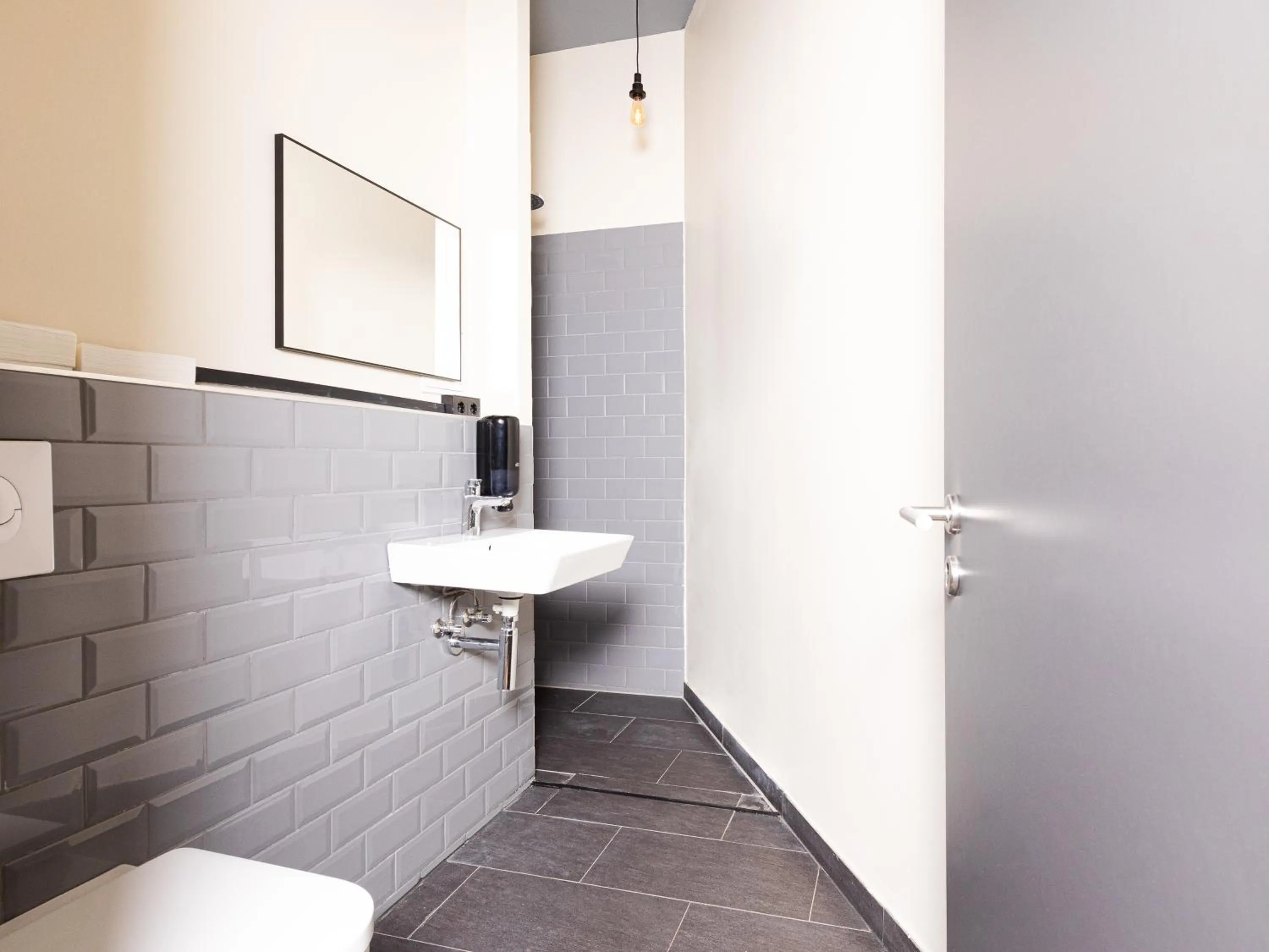 Bathroom in Coffee Inn Hostel Berlin