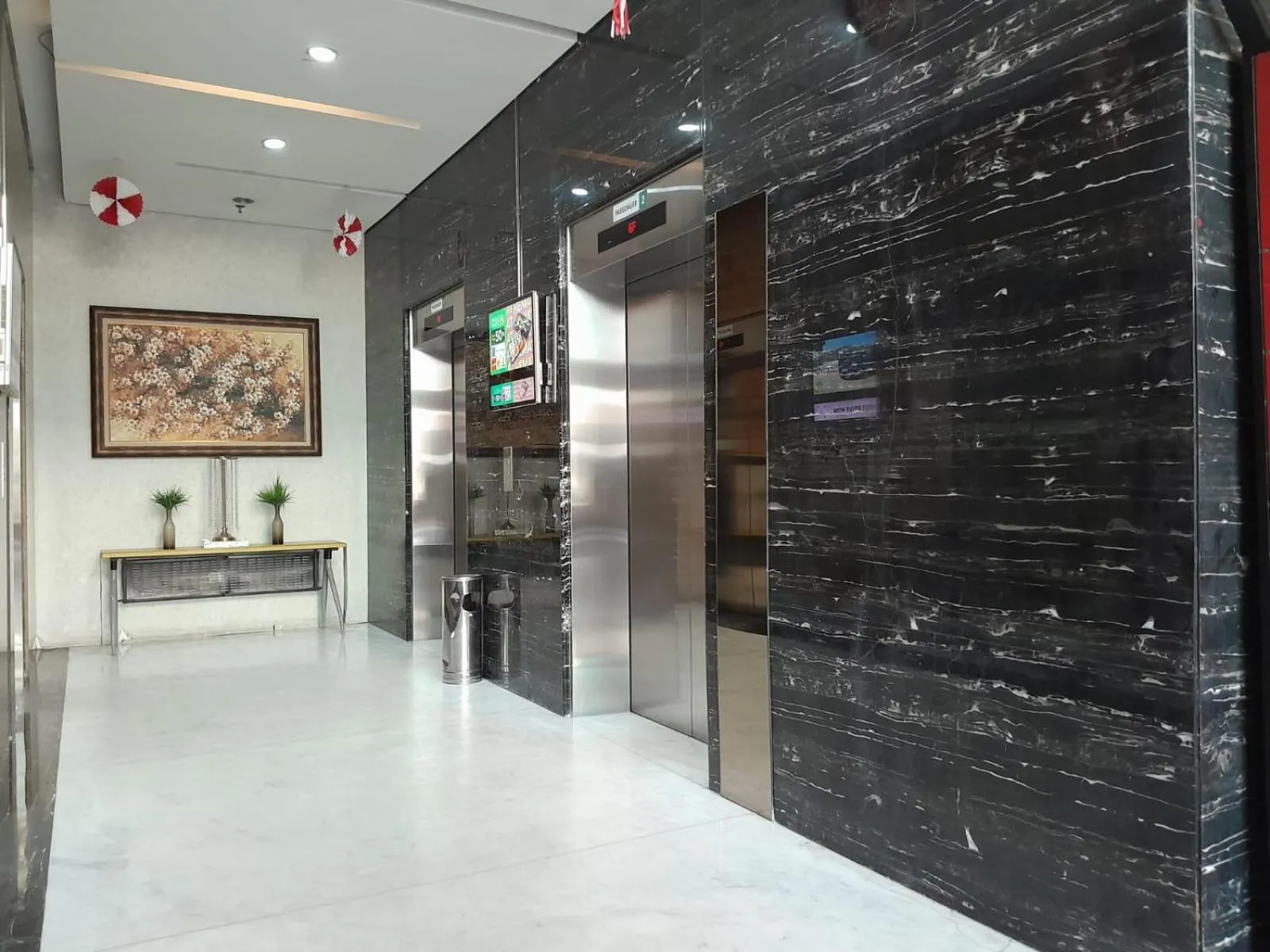 elevator in Majestic Point