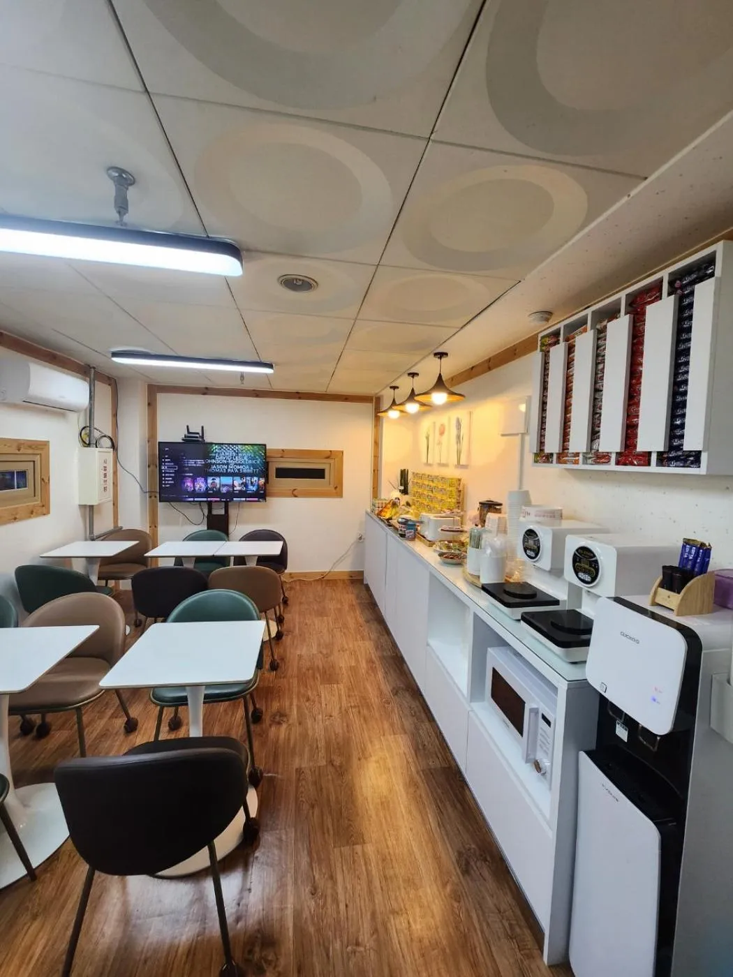 Breakfast in Hotel Laglas Asan