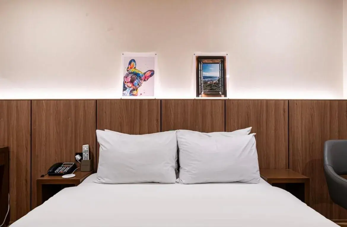 Bed in Hotel Laglas Asan Bed in Hotel Laglas Asan