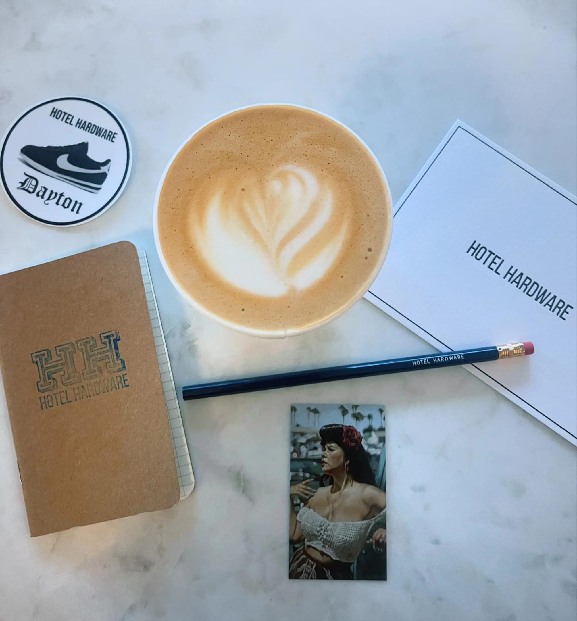 Restaurant/places to eat in Hotel Hardware