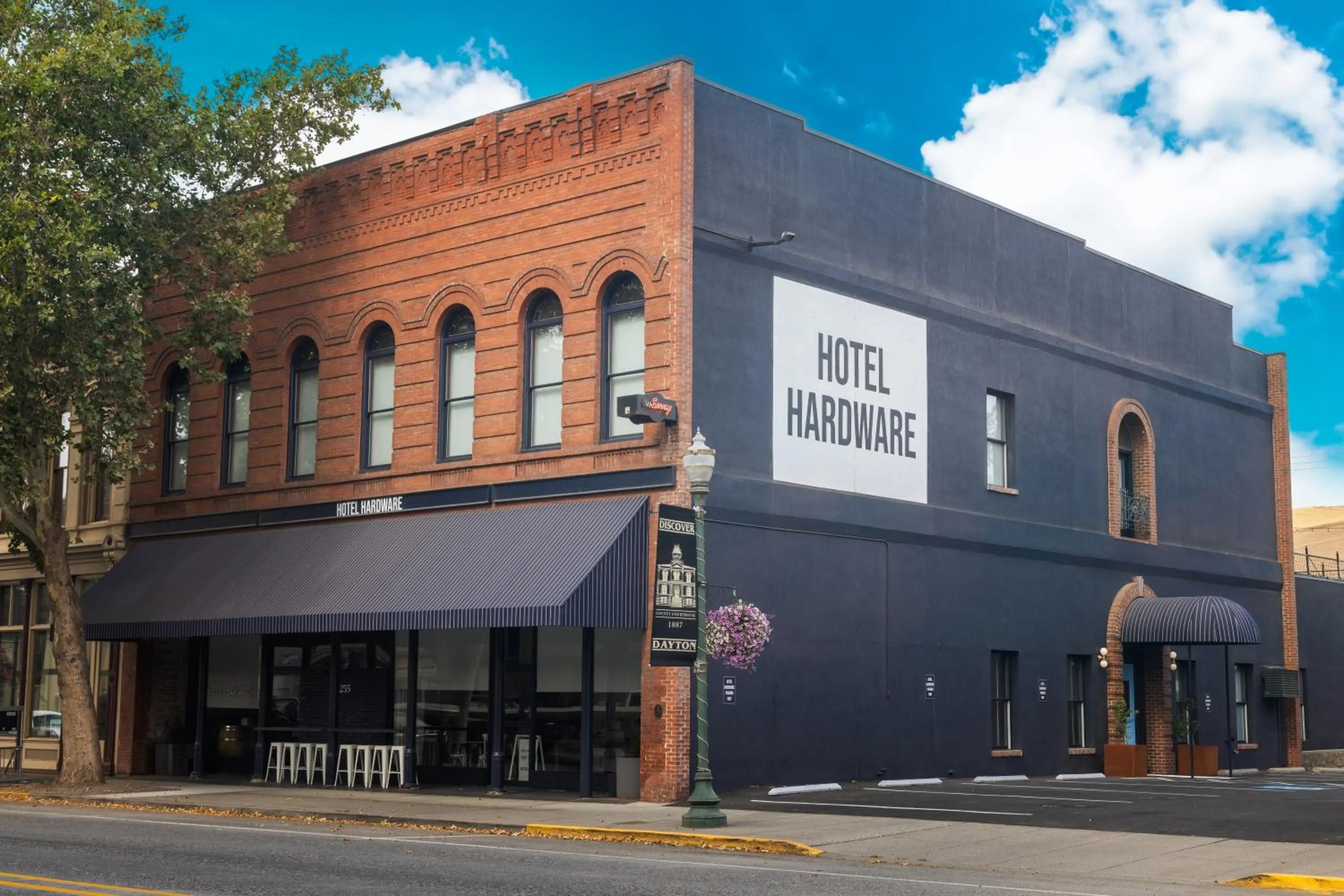 Street view in Hotel Hardware