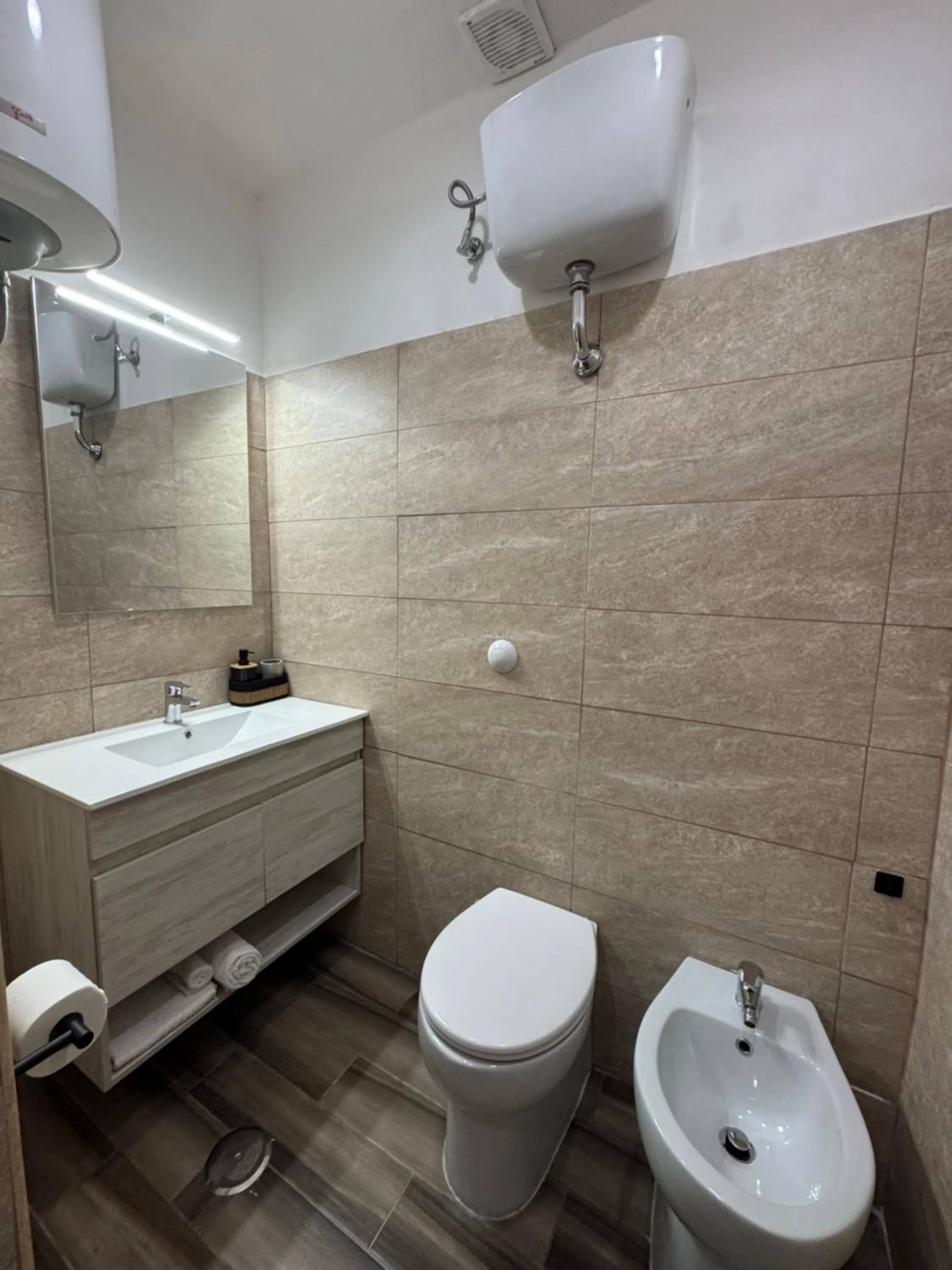 Shower in B&B Galileo Galilei