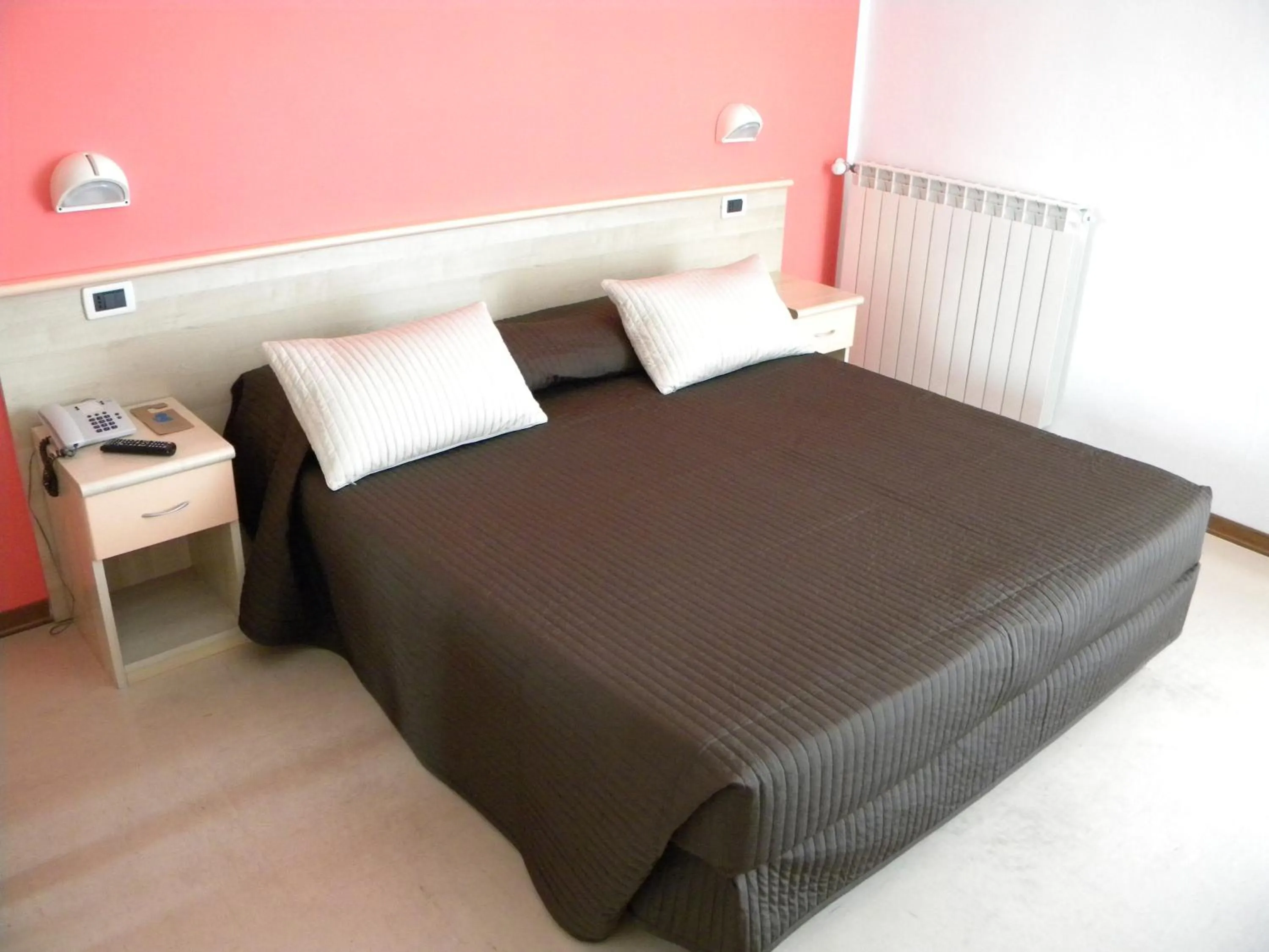 Day, Bed in Hotel Eliani