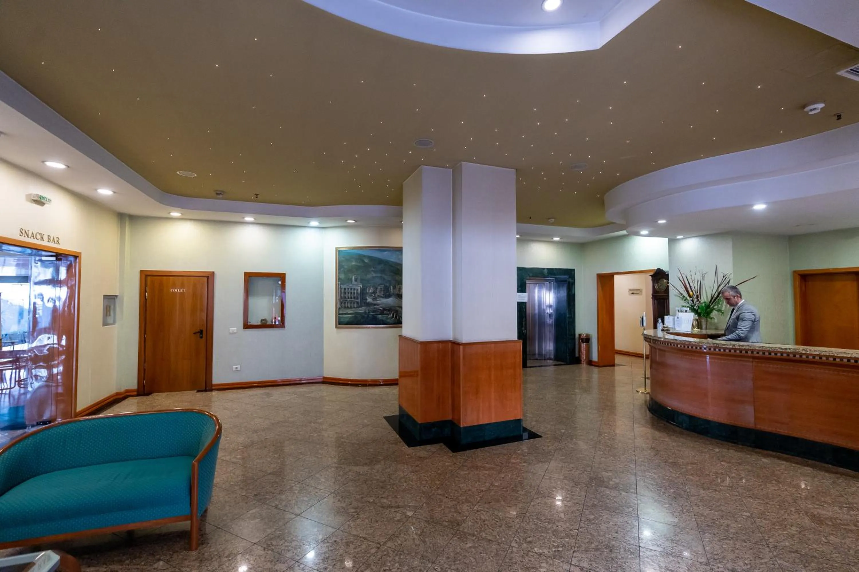Lobby or reception in Best Western Hotel Turist - Superior