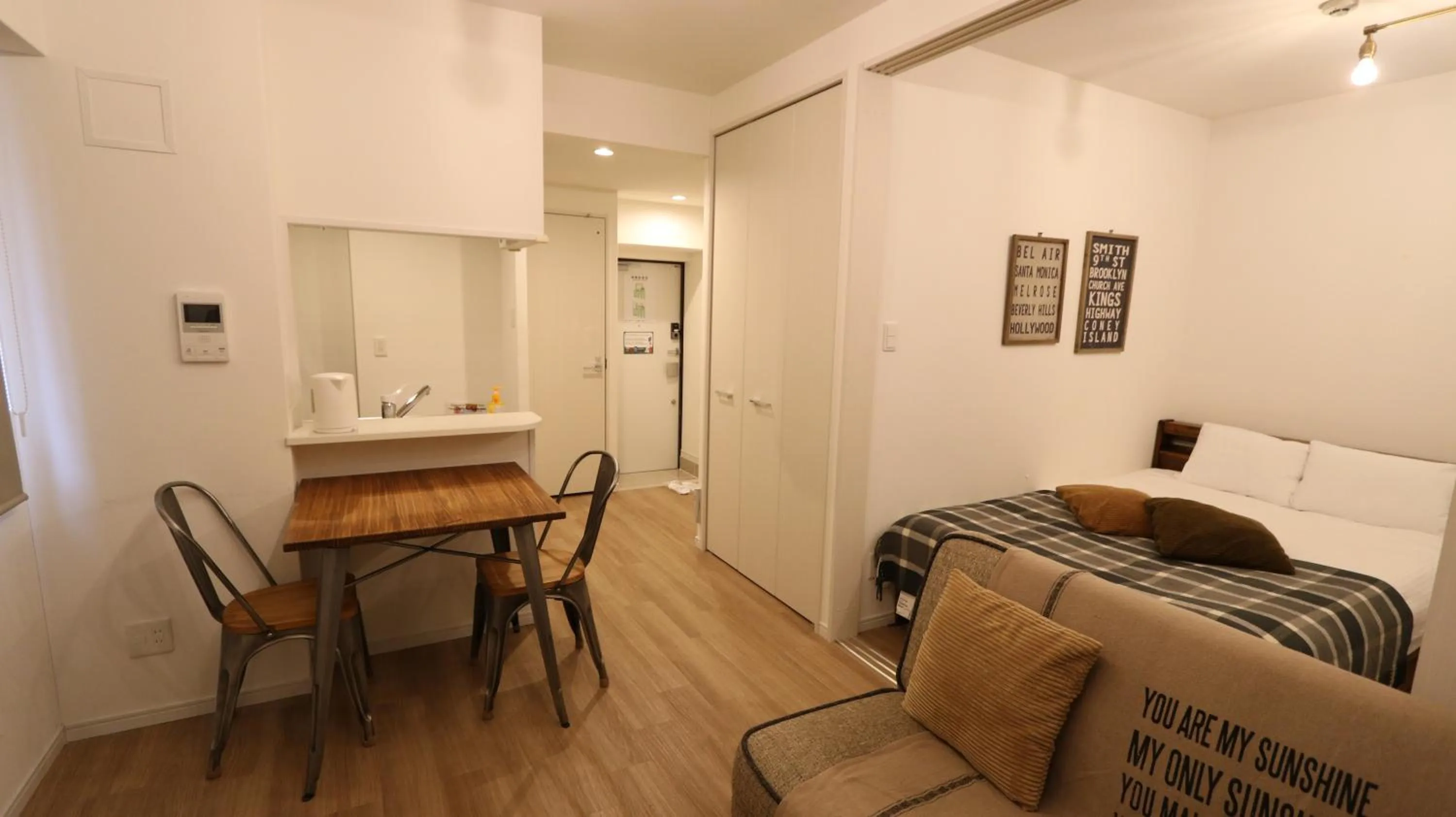 Kitchen or kitchenette, Bed in Legatio HAKATA