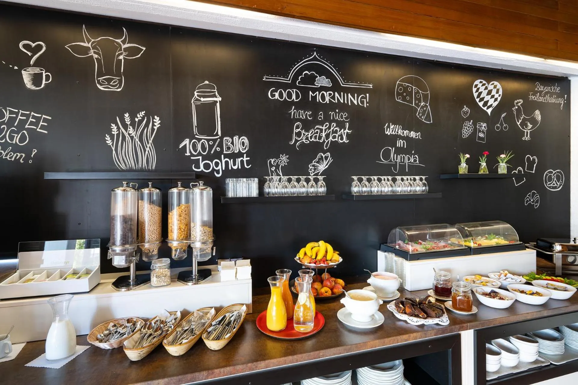 Food and drinks in Hotel Olympia Schießanlage