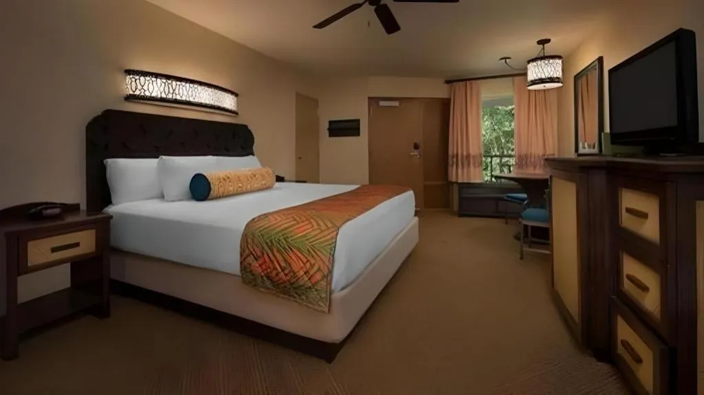 Bed in Disney's Caribbean Beach Resort
