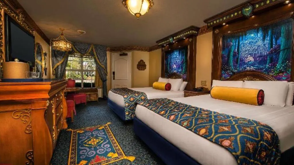 Bed in Disney's Port Orleans Resort - Riverside