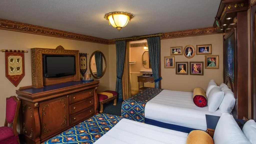 Bed in Disney's Port Orleans Resort - Riverside
