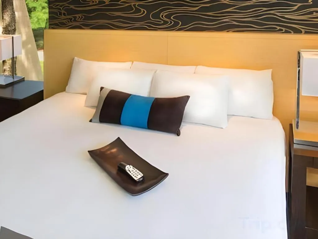 Bed in Disney's Contemporary Resort