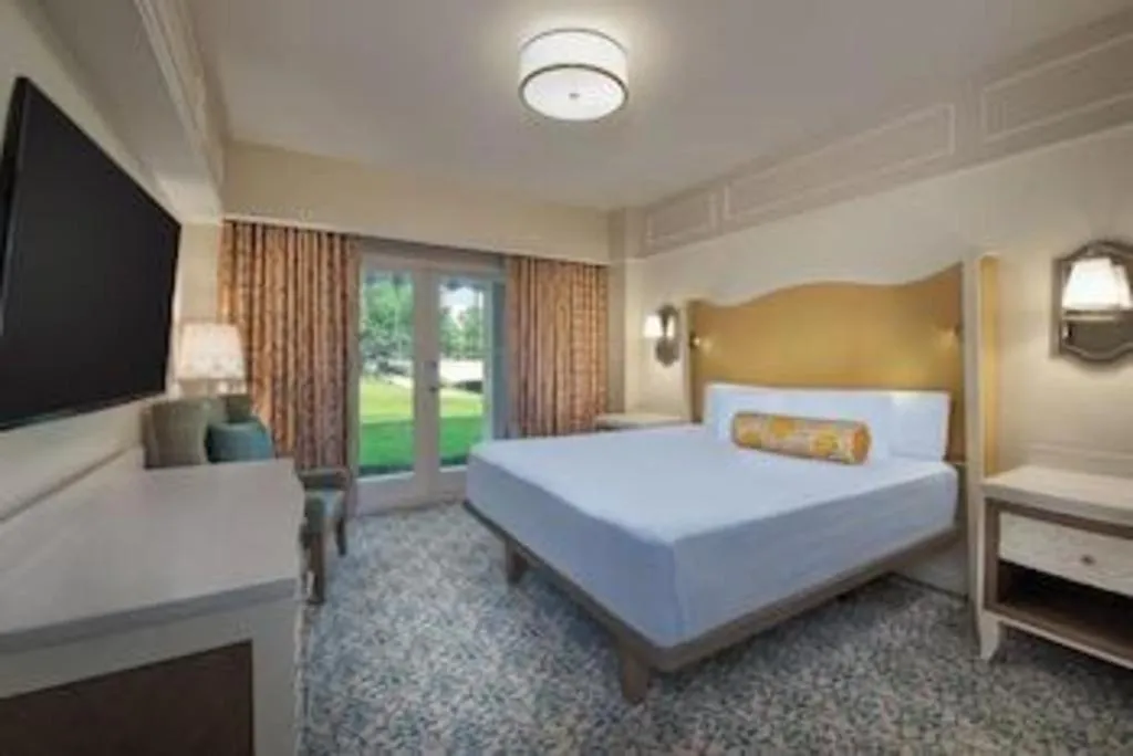 Bed in Disney's Boardwalk Inn