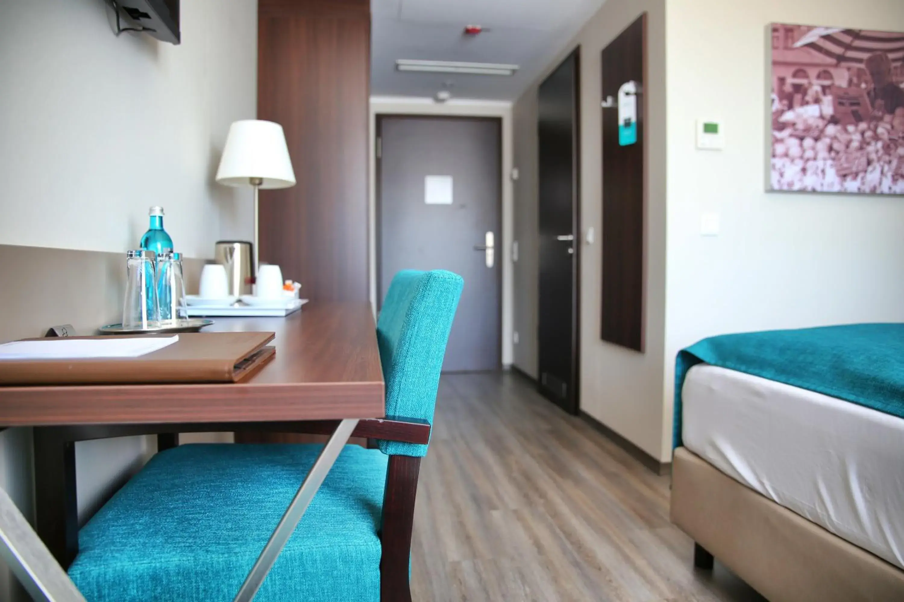 Bedroom, Bed in hotel bomonti Nürnberg West Bedroom, Bed in hotel bomonti Nürnberg West