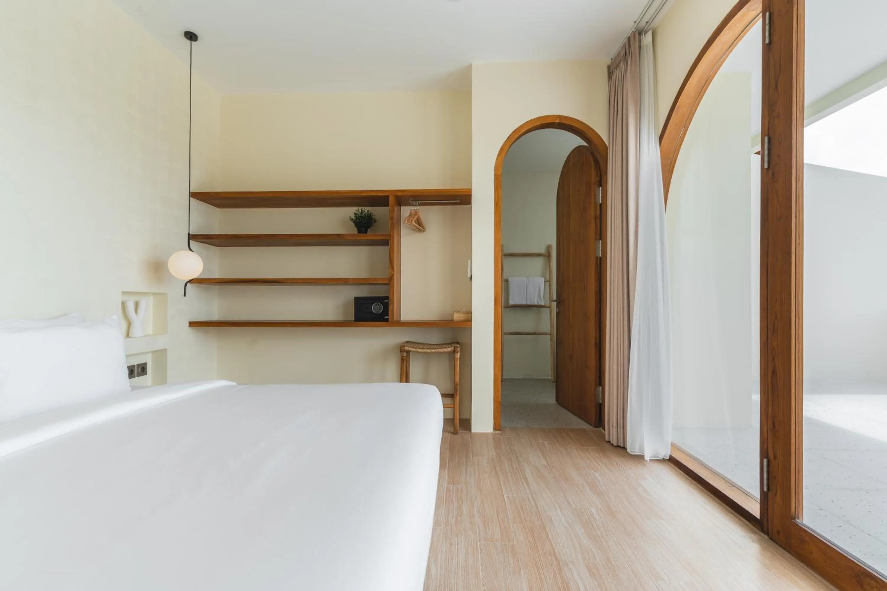 Bed in Copper Estate 1 by Alfred in Bali