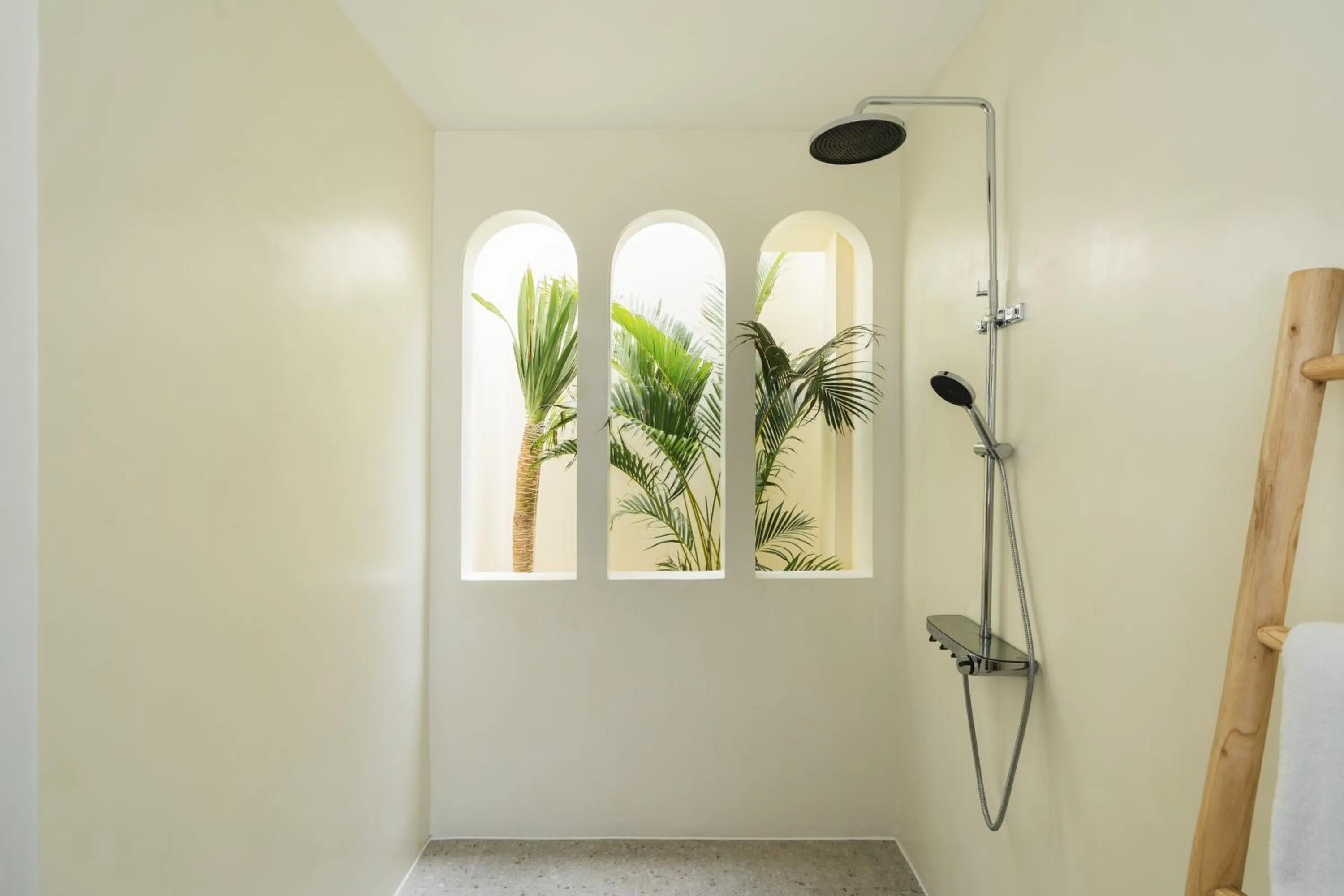 Shower in Copper Estate 1 by Alfred in Bali