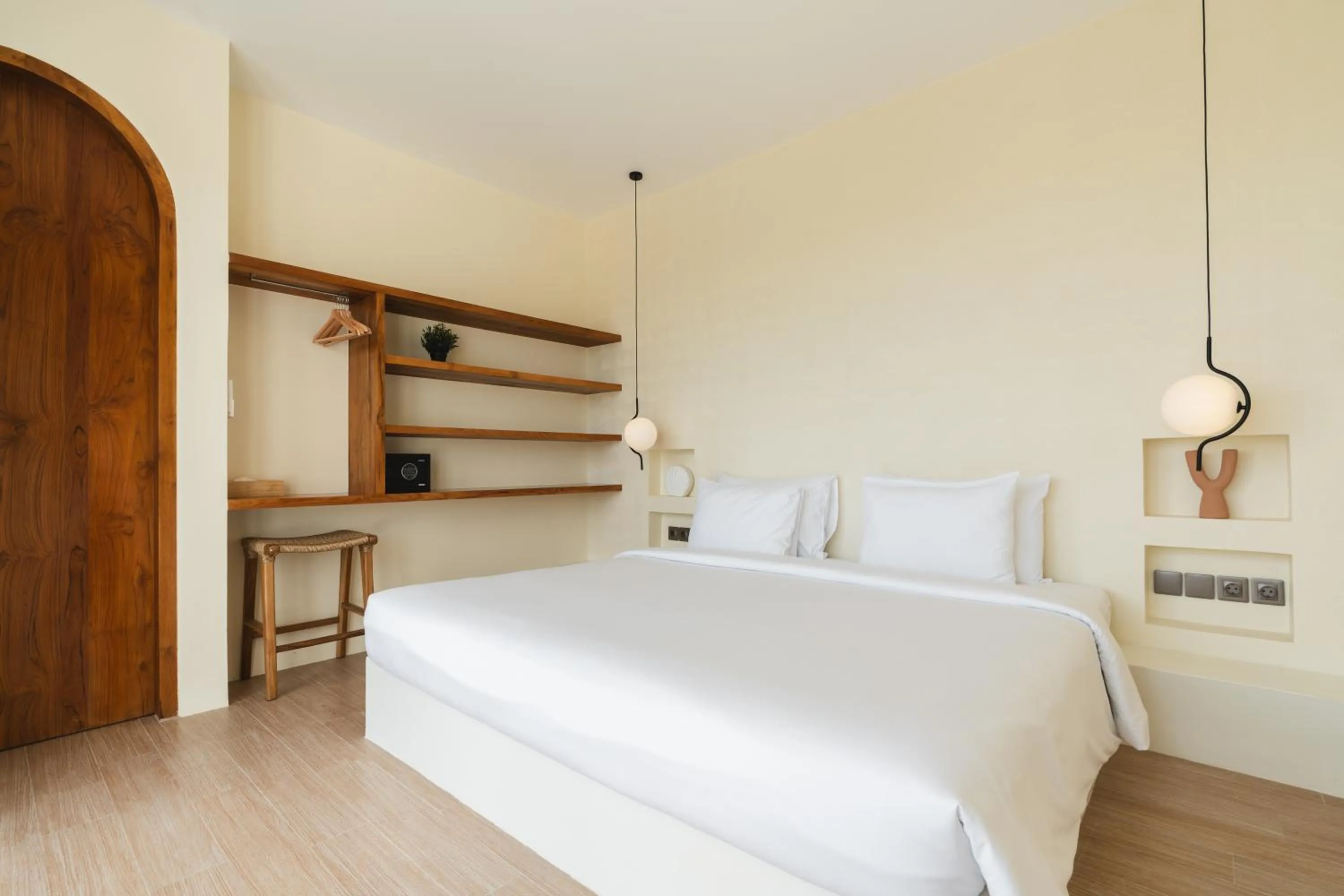 Bed in Copper Estate 1 by Alfred in Bali
