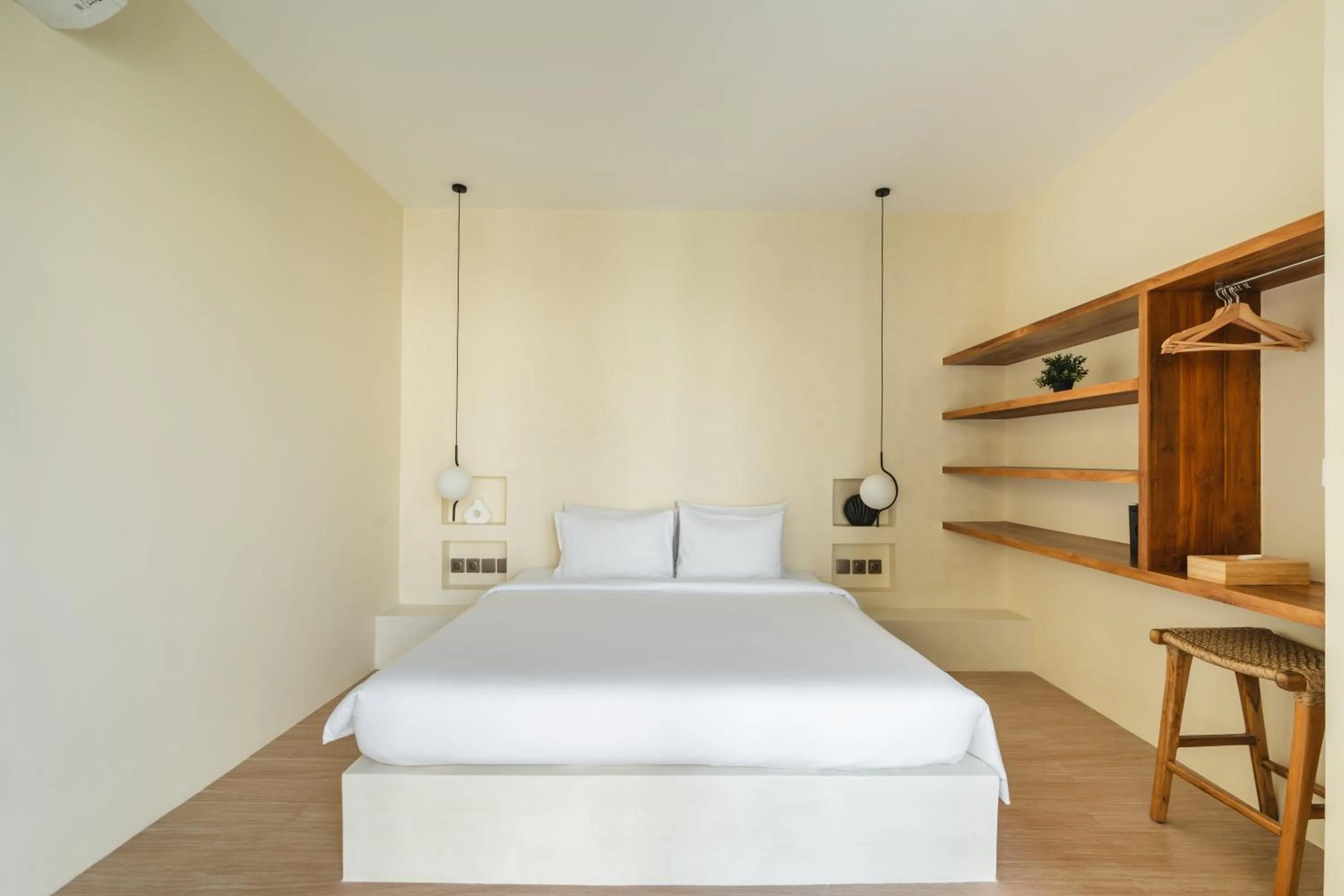 Bed in Copper Estate 2 by Alfred in Bali
