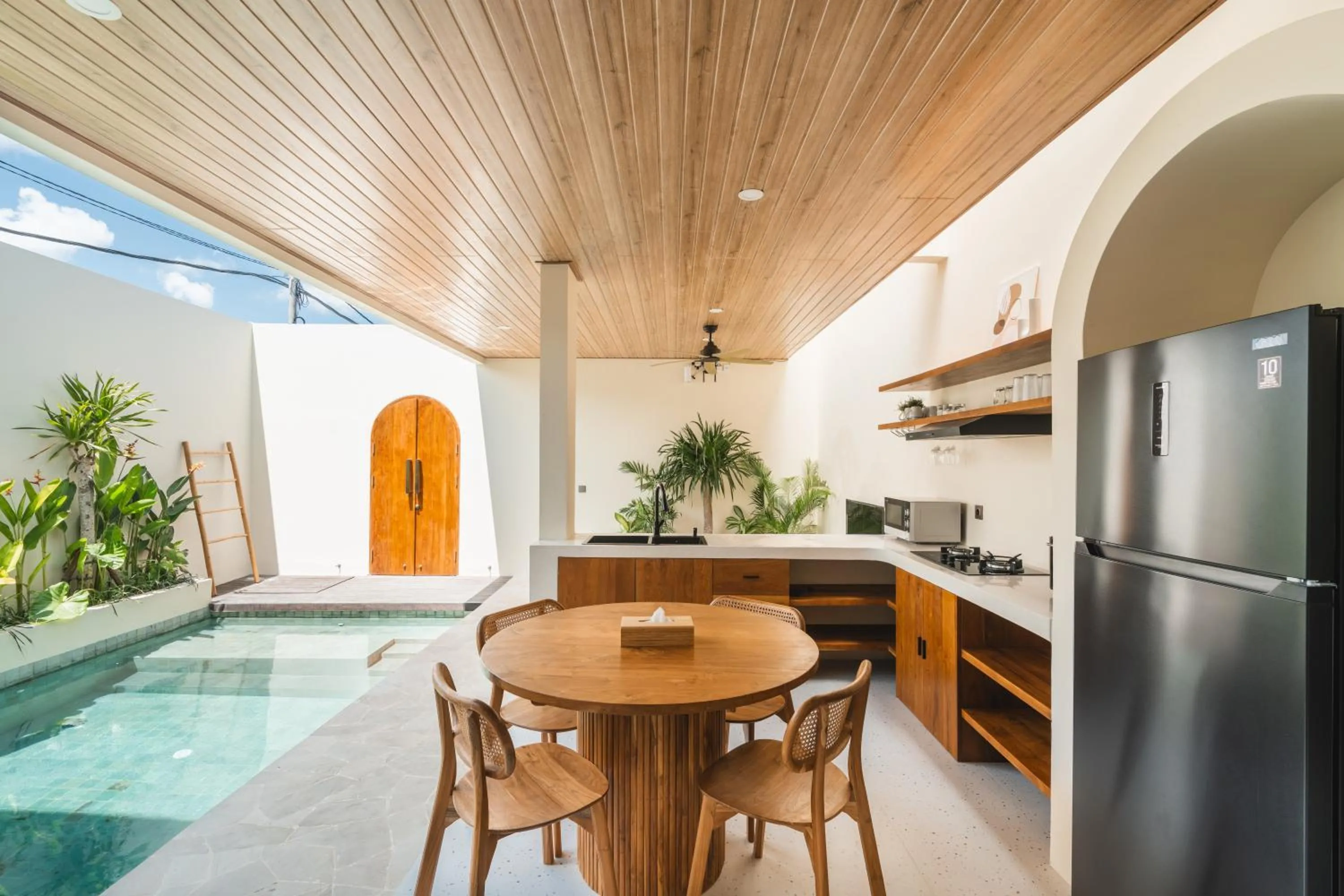 Swimming pool in Copper Estate 2 by Alfred in Bali